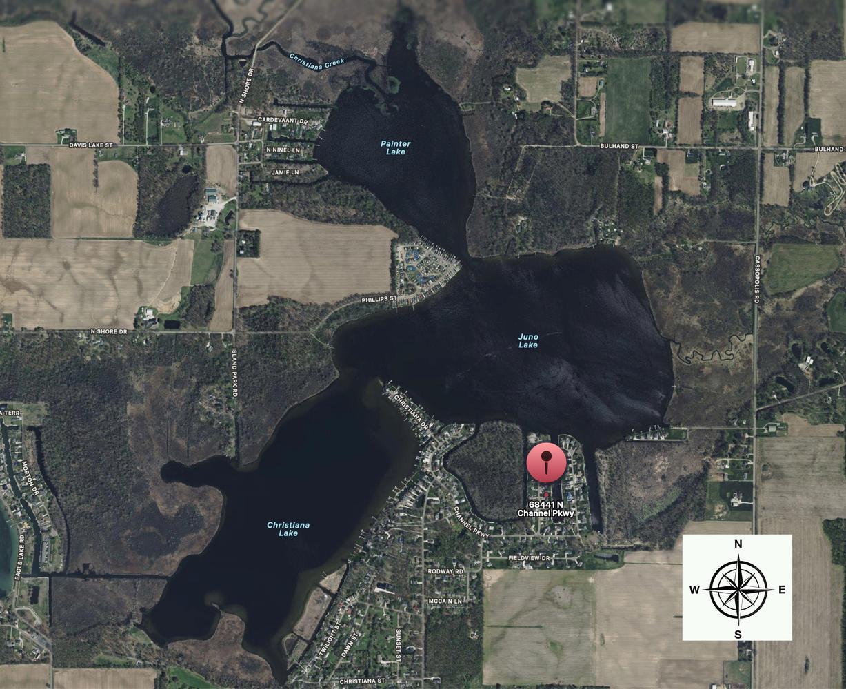 68441 N Channel Parkway Edwardsburg MI 49112