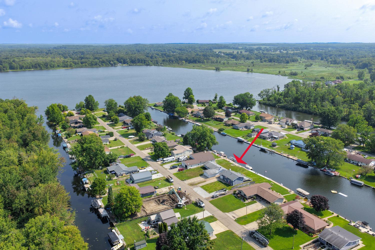 68441 N Channel Parkway Edwardsburg MI 49112