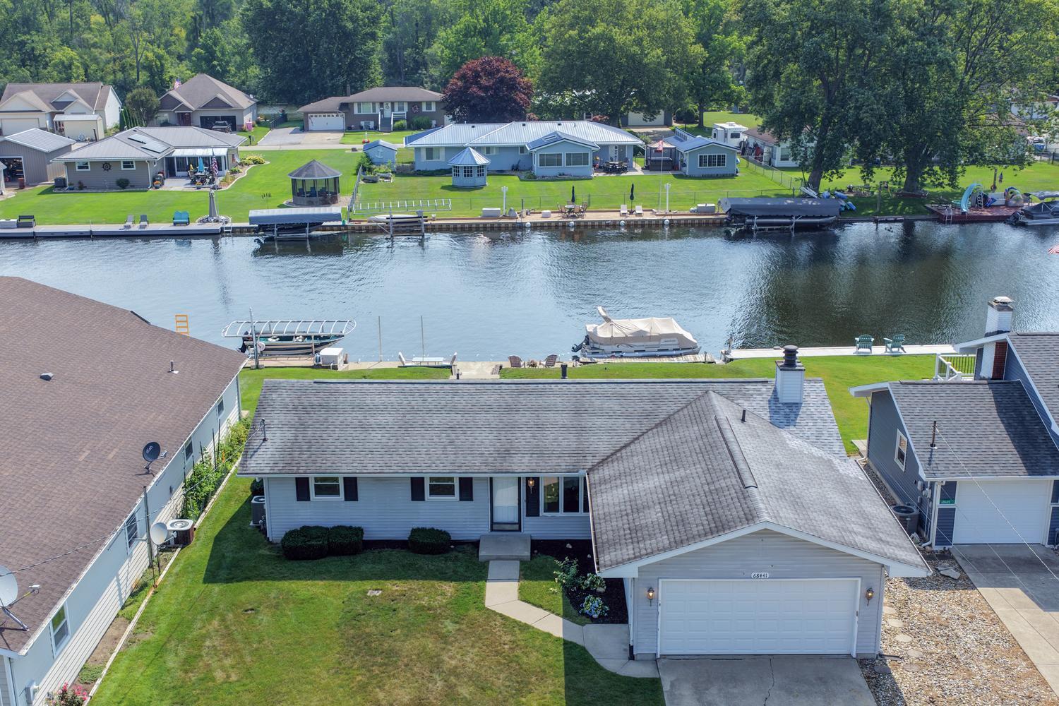 68441 N Channel Parkway Edwardsburg MI 49112