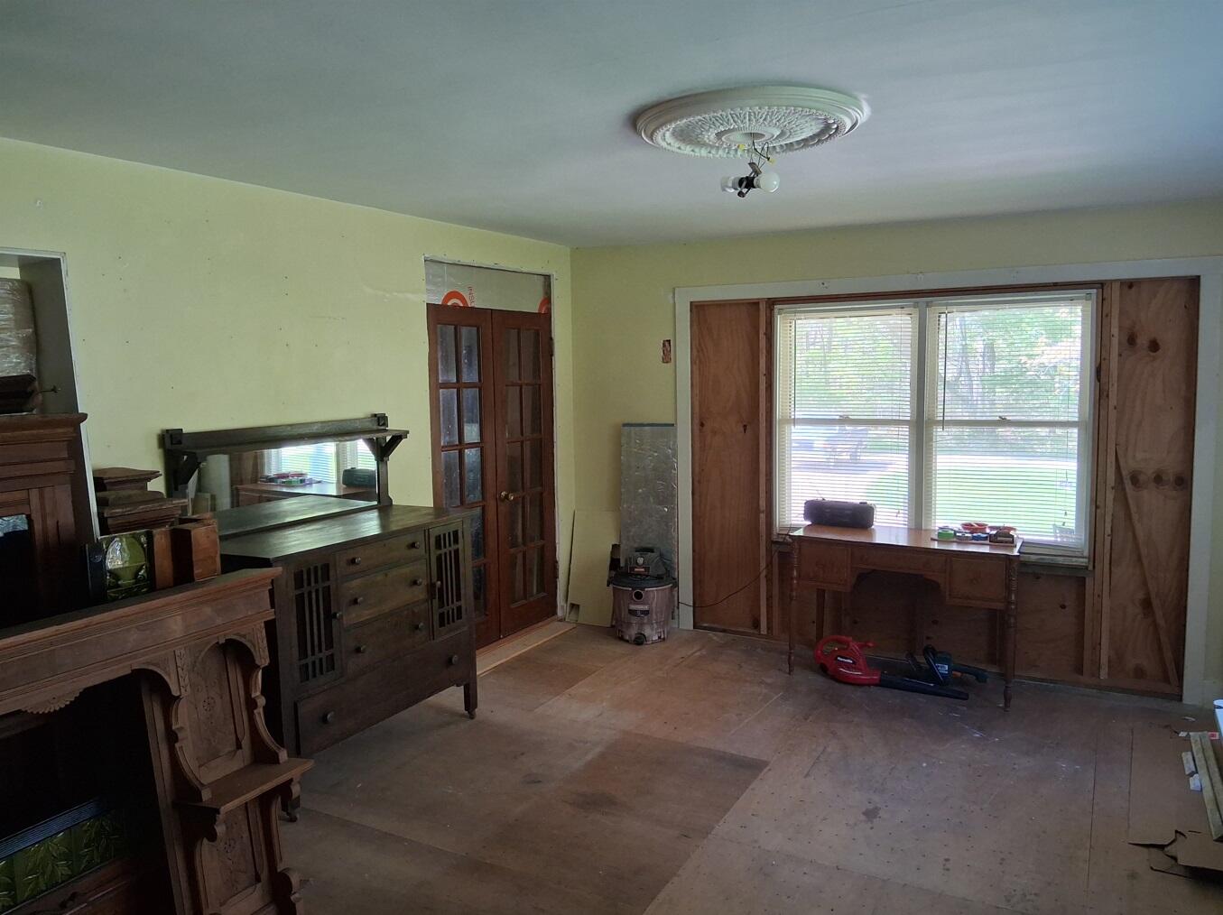 3154 W Defay Road Stevensville MI 49127