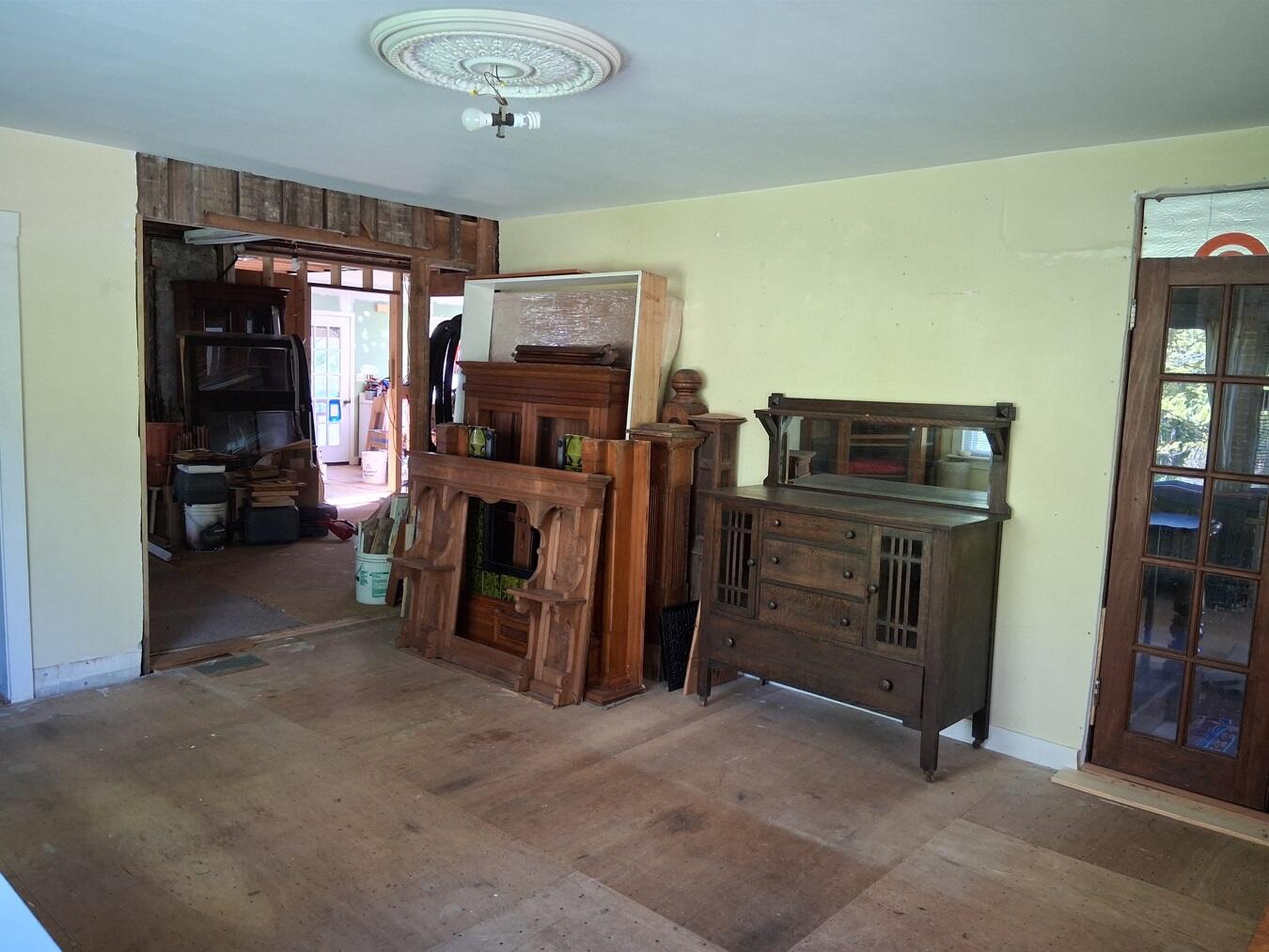 3154 W Defay Road Stevensville MI 49127