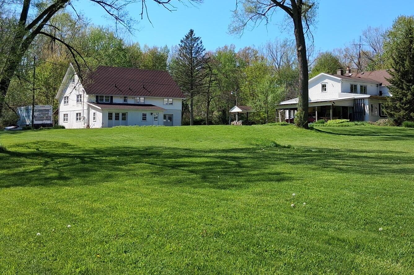 3154 W Defay Road Stevensville MI 49127