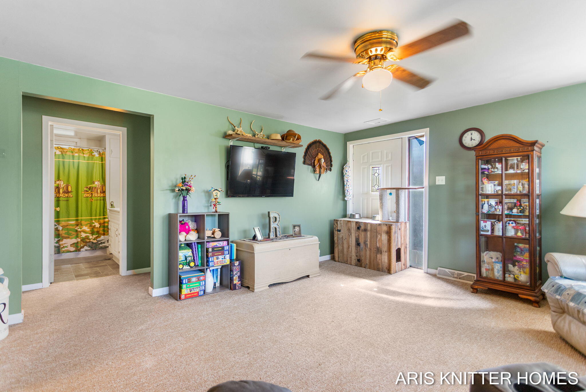 2756 Beeline Road Holland MI 49424