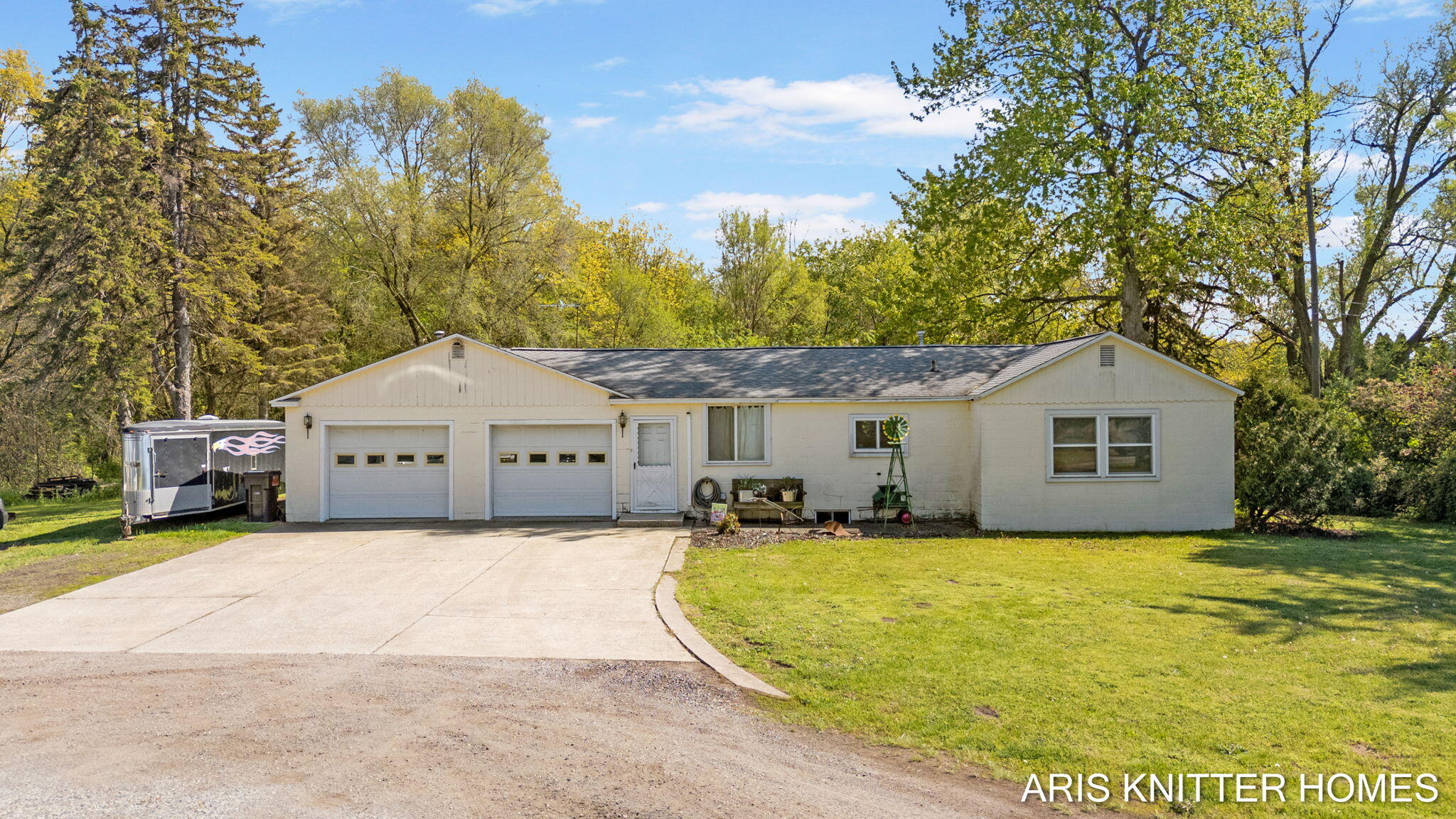 2756 Beeline Road Holland MI 49424