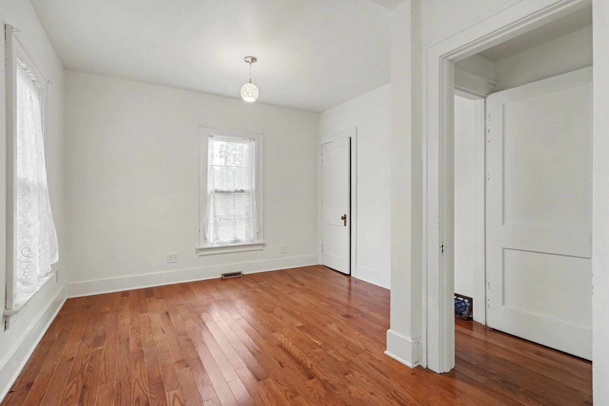 1581 Spruce Drive Kalamazoo MI 49008