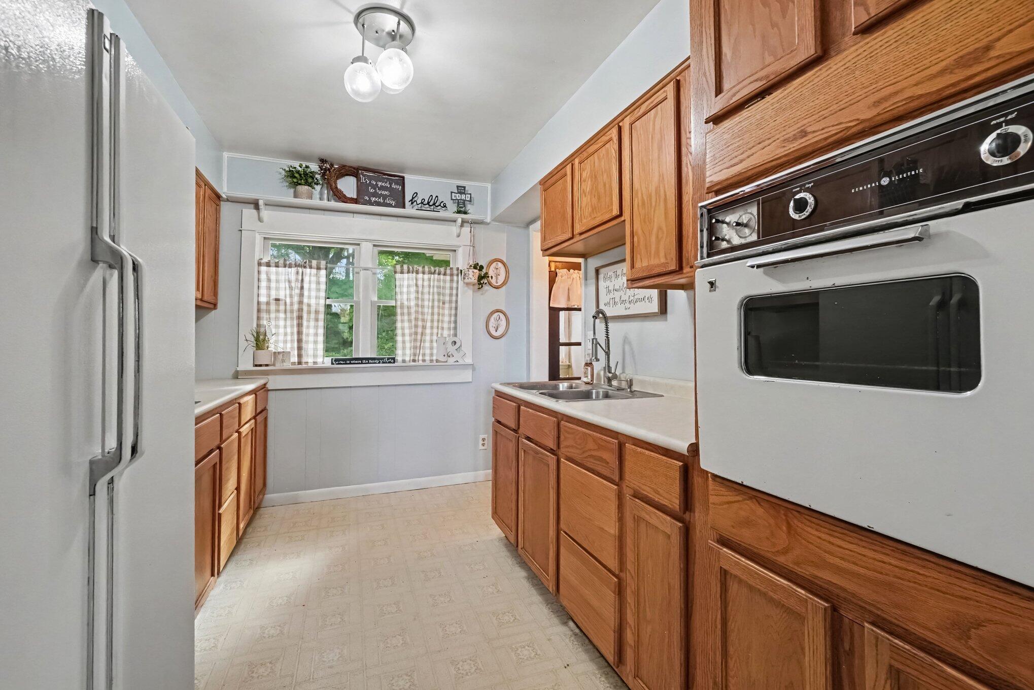 3818 Allendale Street Kalamazoo MI 49001