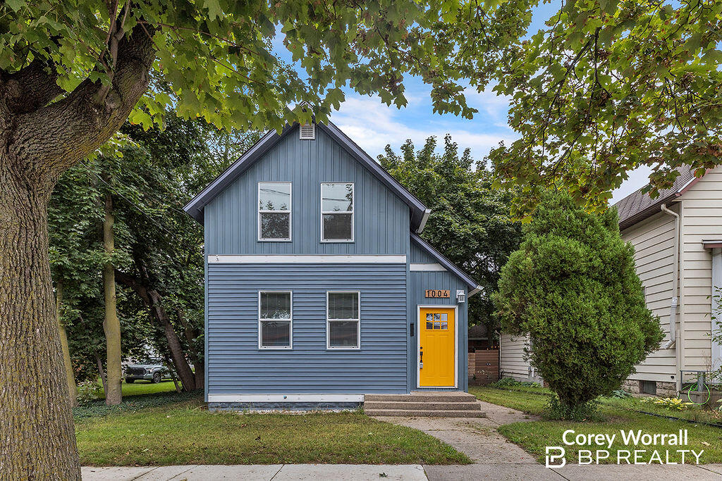 1004 Garfield Avenue NW Grand Rapids MI 49504