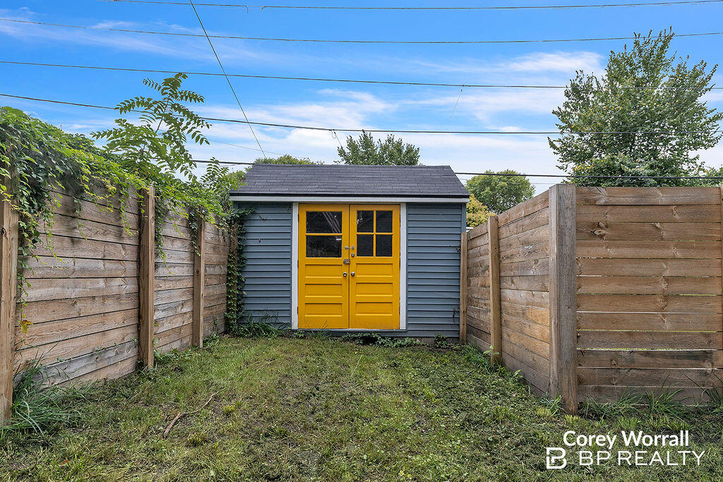 1004 Garfield Avenue NW Grand Rapids MI 49504
