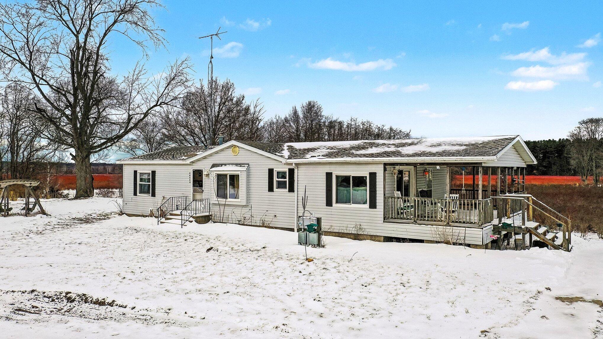 68854 34th Avenue Covert MI 49043