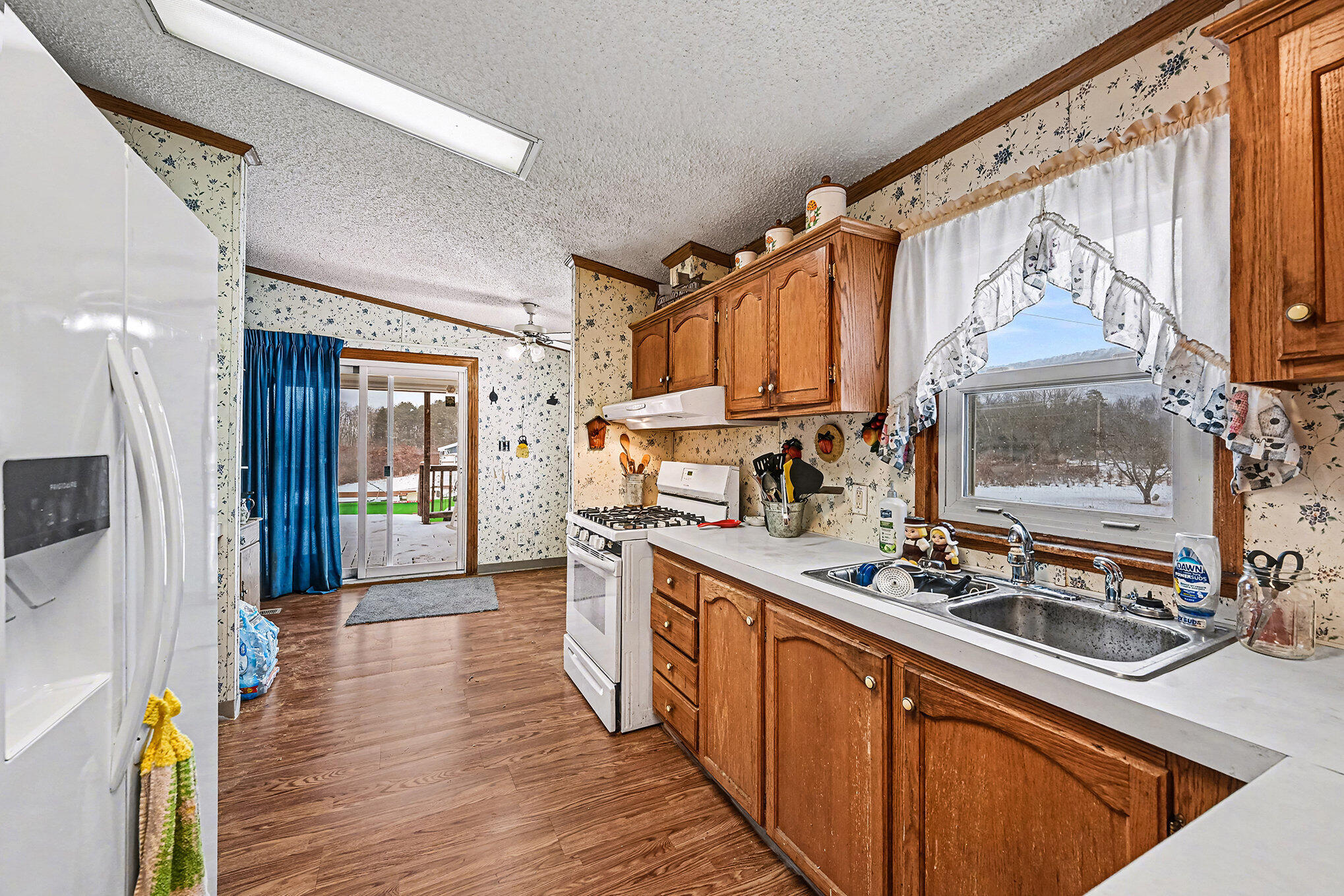 68854 34th Avenue Covert MI 49043