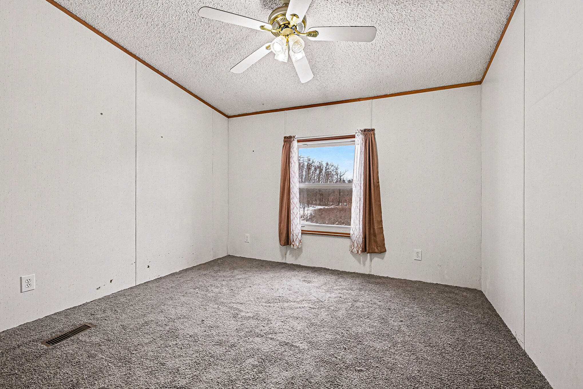 68854 34th Avenue Covert MI 49043