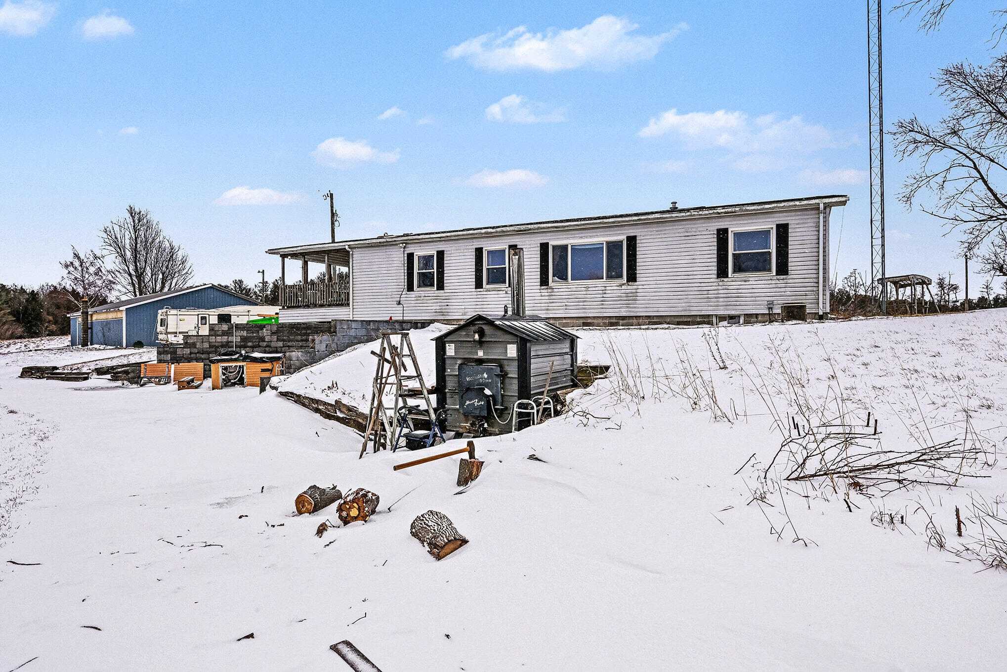 68854 34th Avenue Covert MI 49043