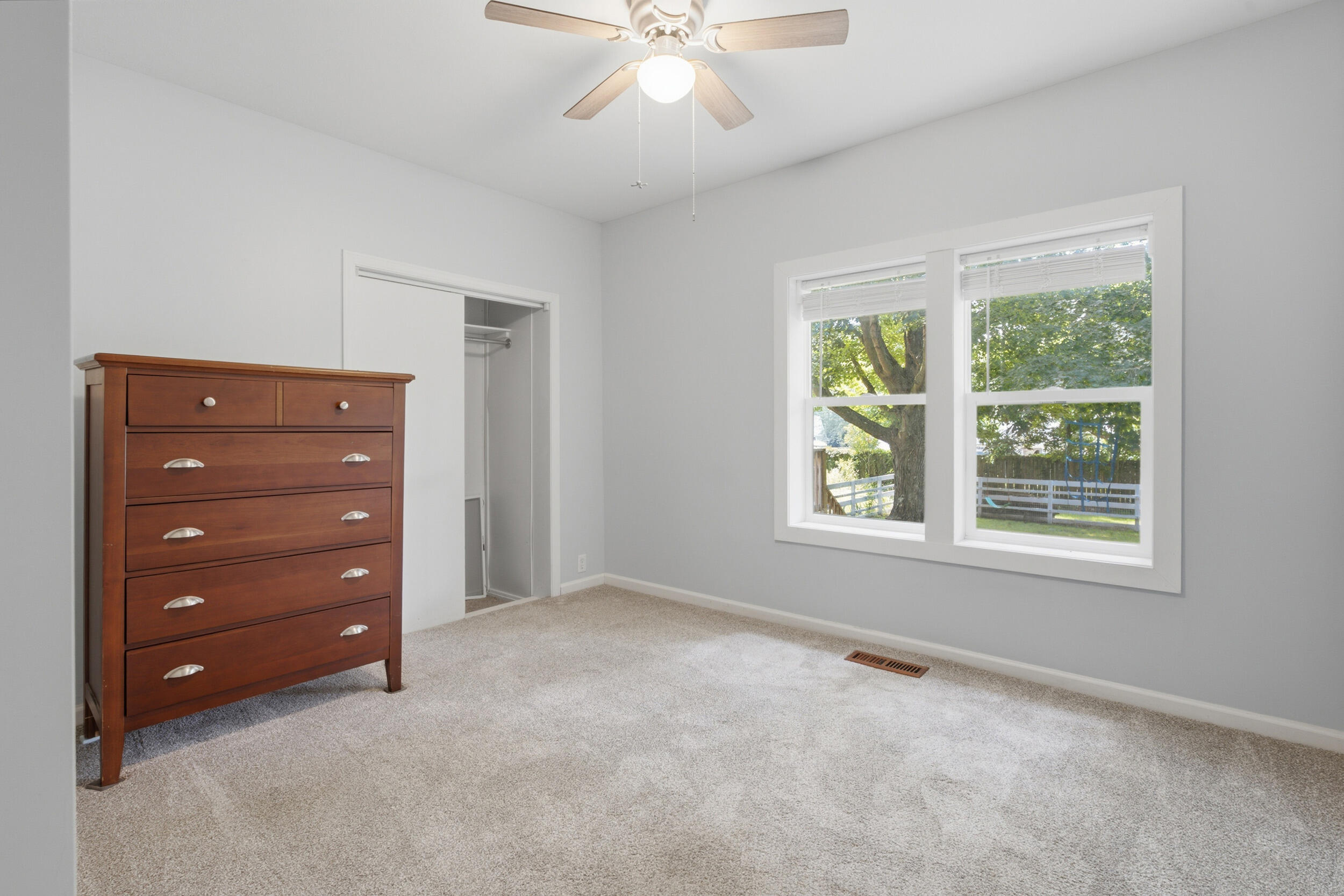 4136 Pier Road Benton Harbor MI 49022