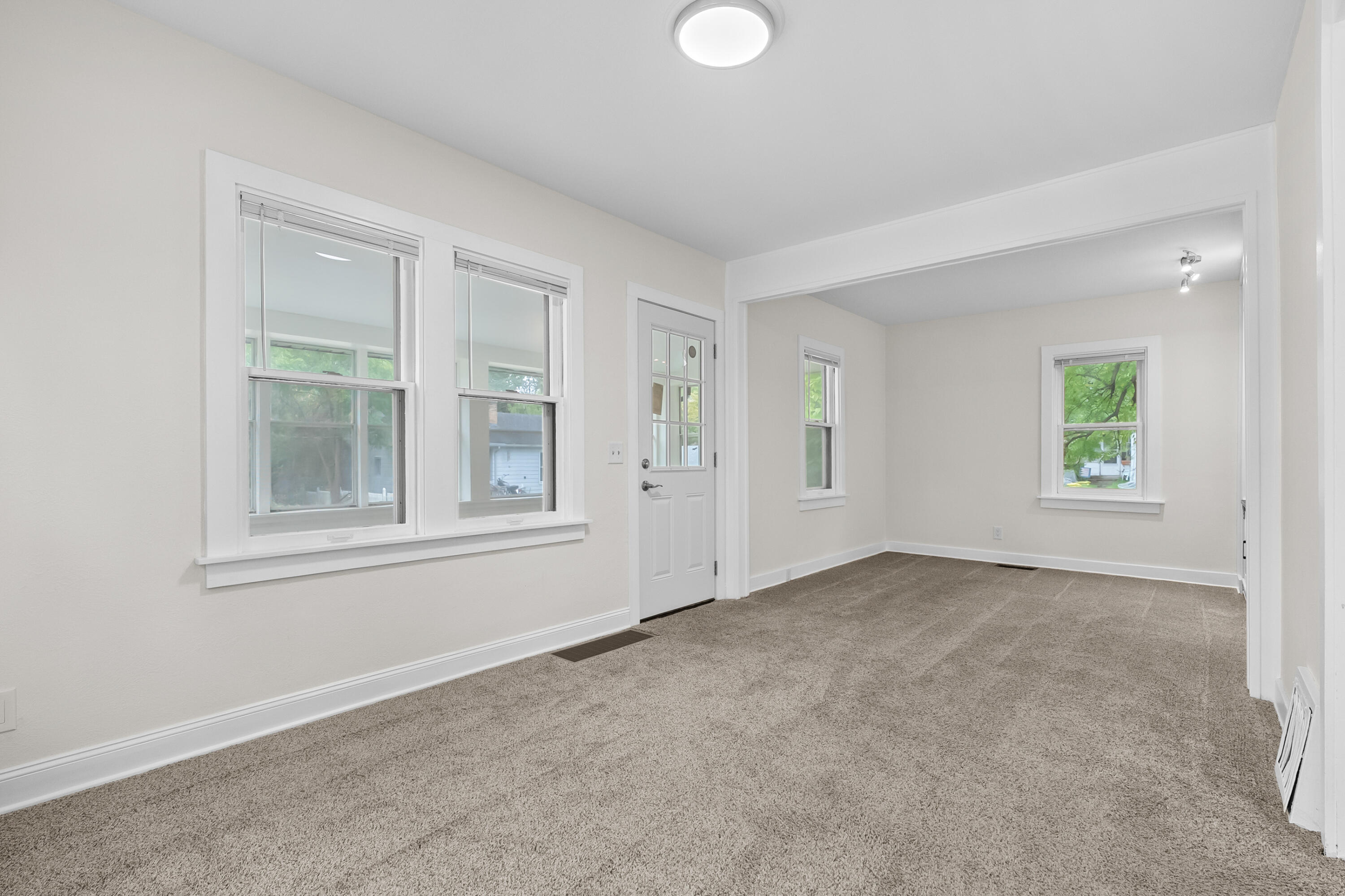 736 Hutchinson Street Kalamazoo MI 49008