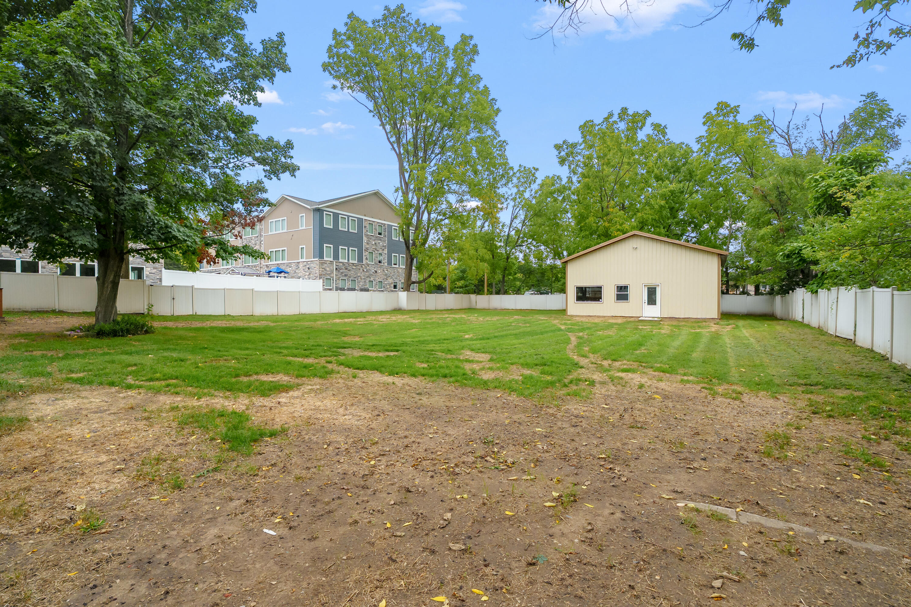736 Hutchinson Street Kalamazoo MI 49008