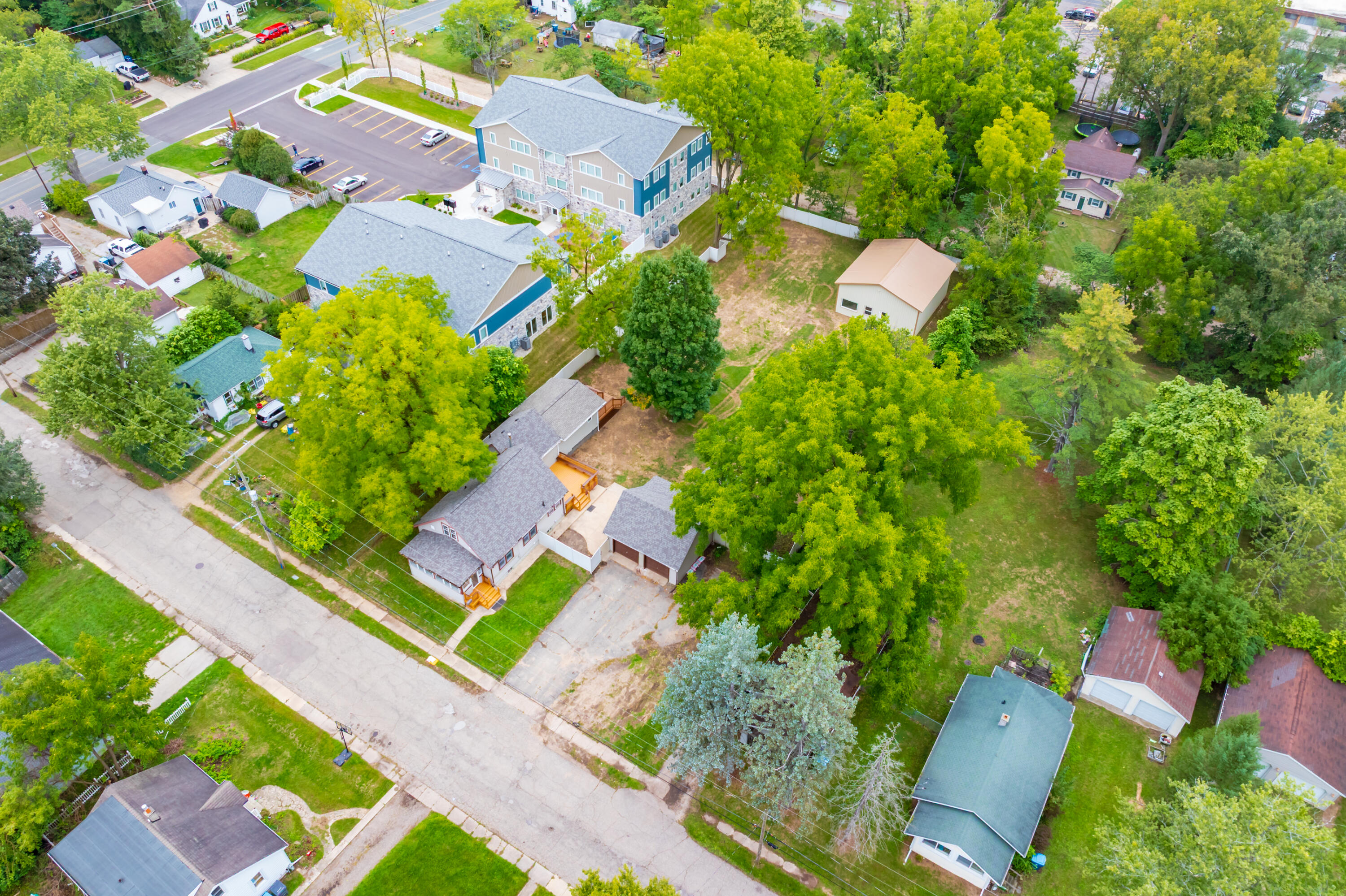 736 Hutchinson Street Kalamazoo MI 49008