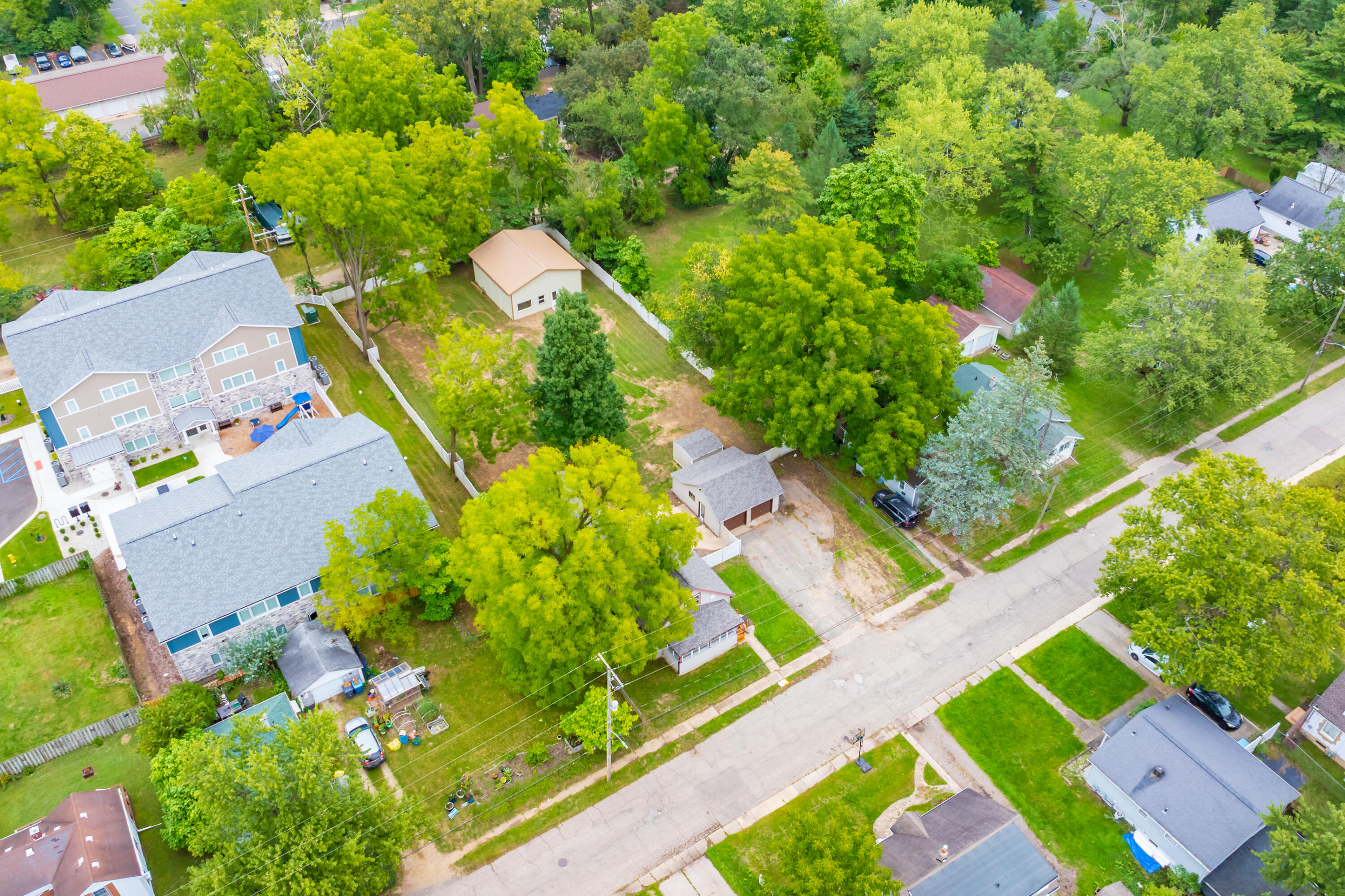 736 Hutchinson Street Kalamazoo MI 49008