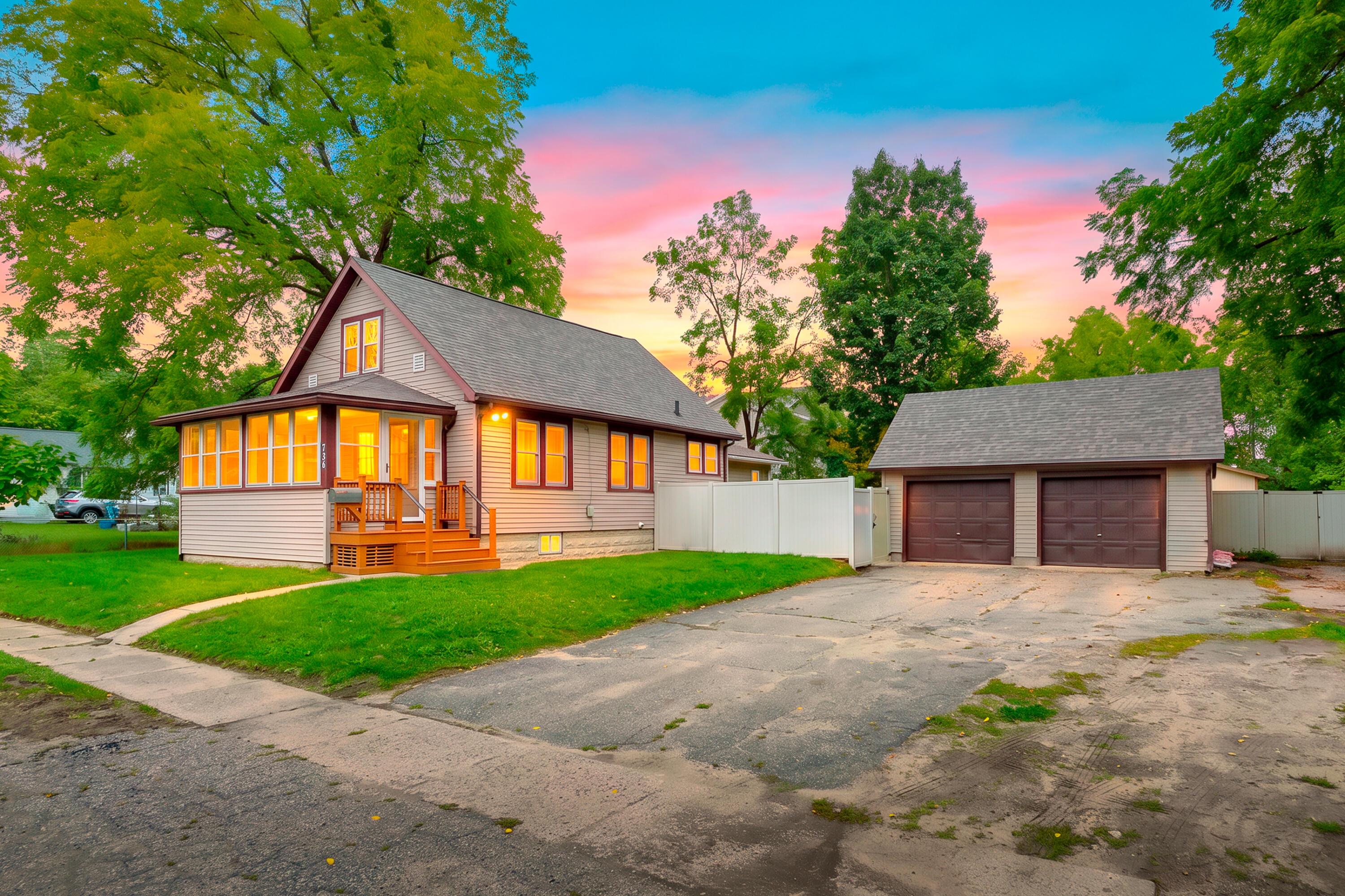 736 Hutchinson Street Kalamazoo MI 49008