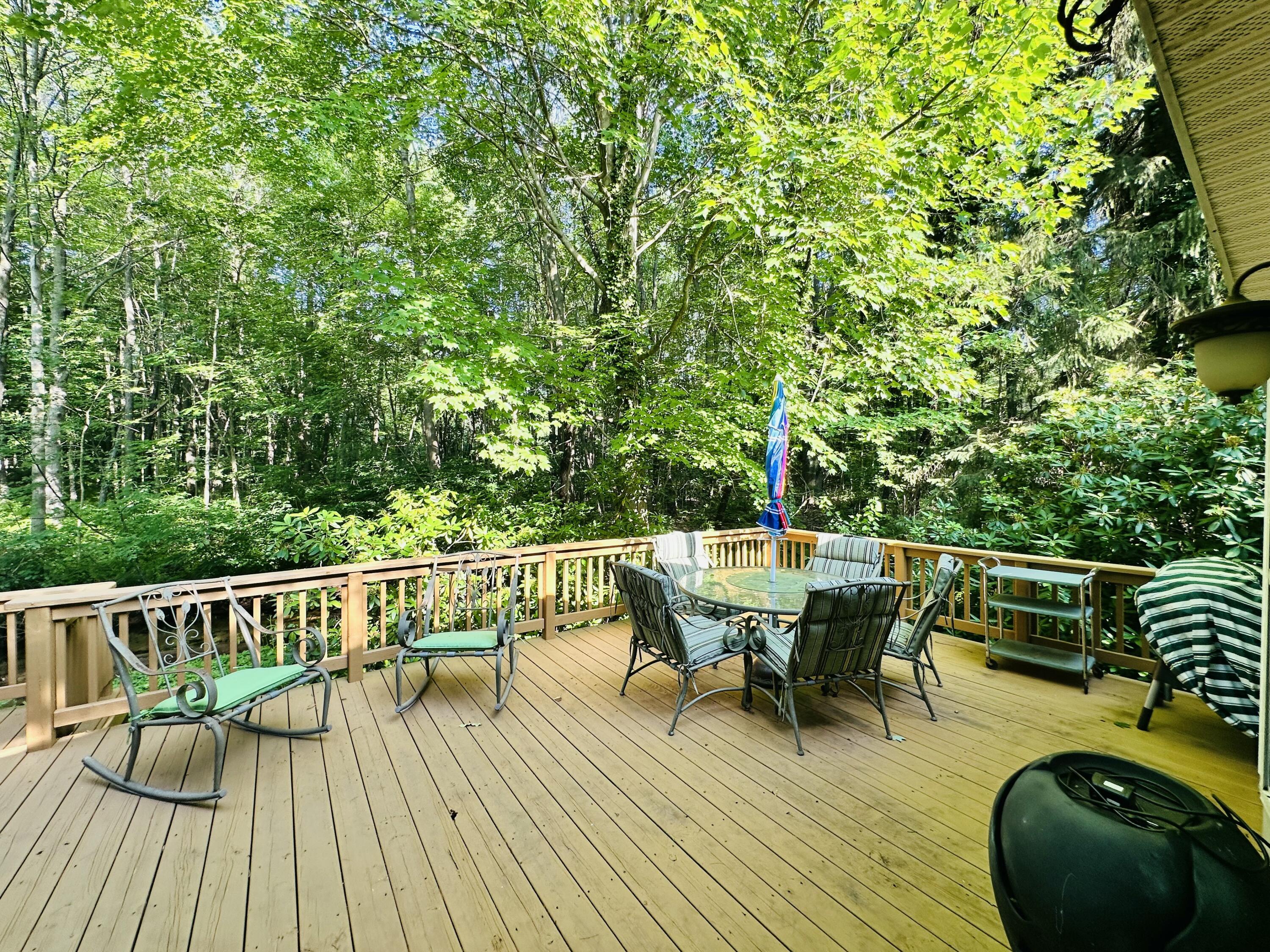 6473 Blue Star Highway Saugatuck MI 49453