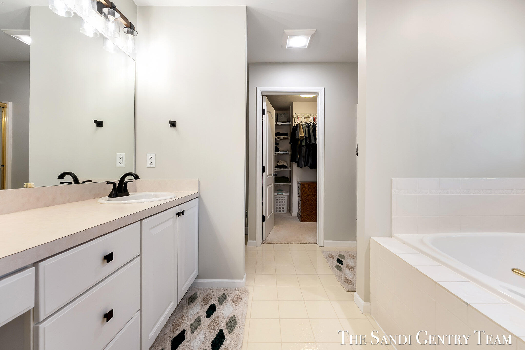 4007 Meadow Lane Muskegon MI 49444