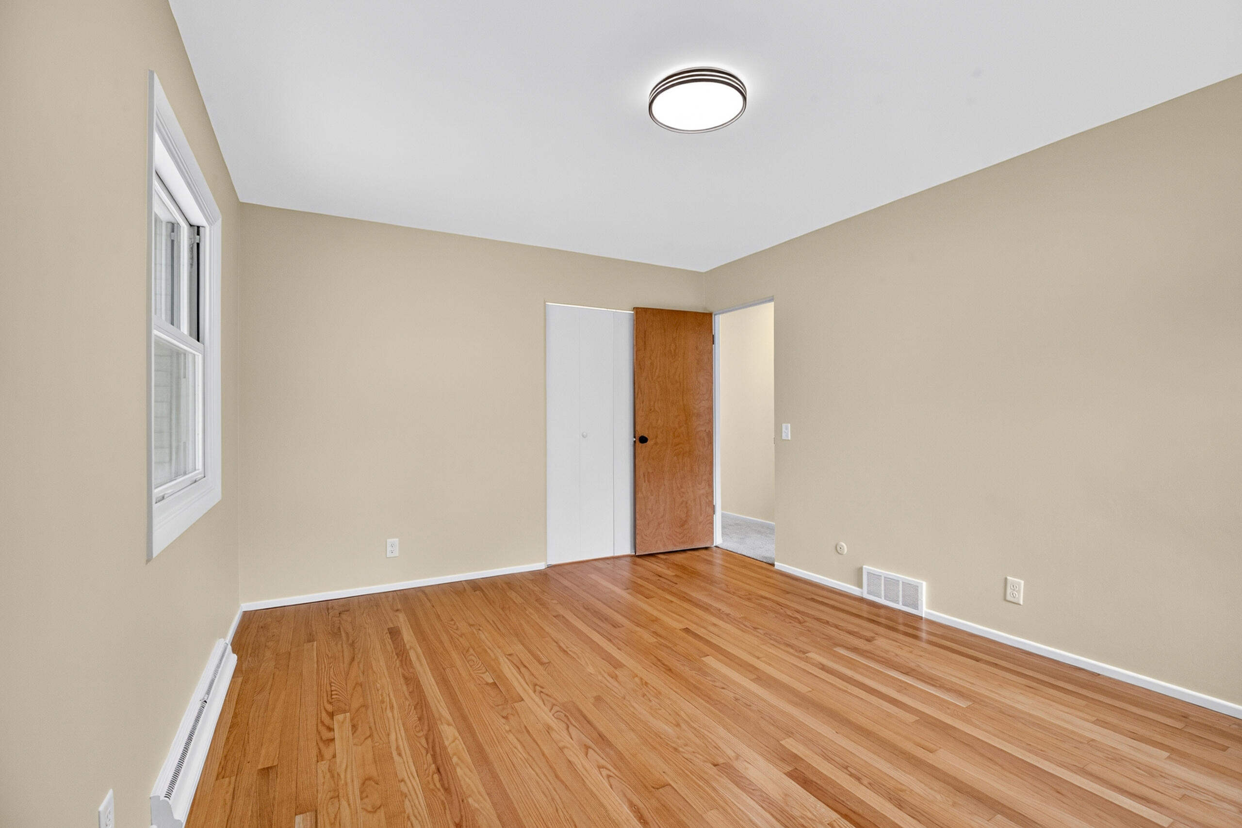 2244 Sycamore Lane Kalamazoo MI 49008