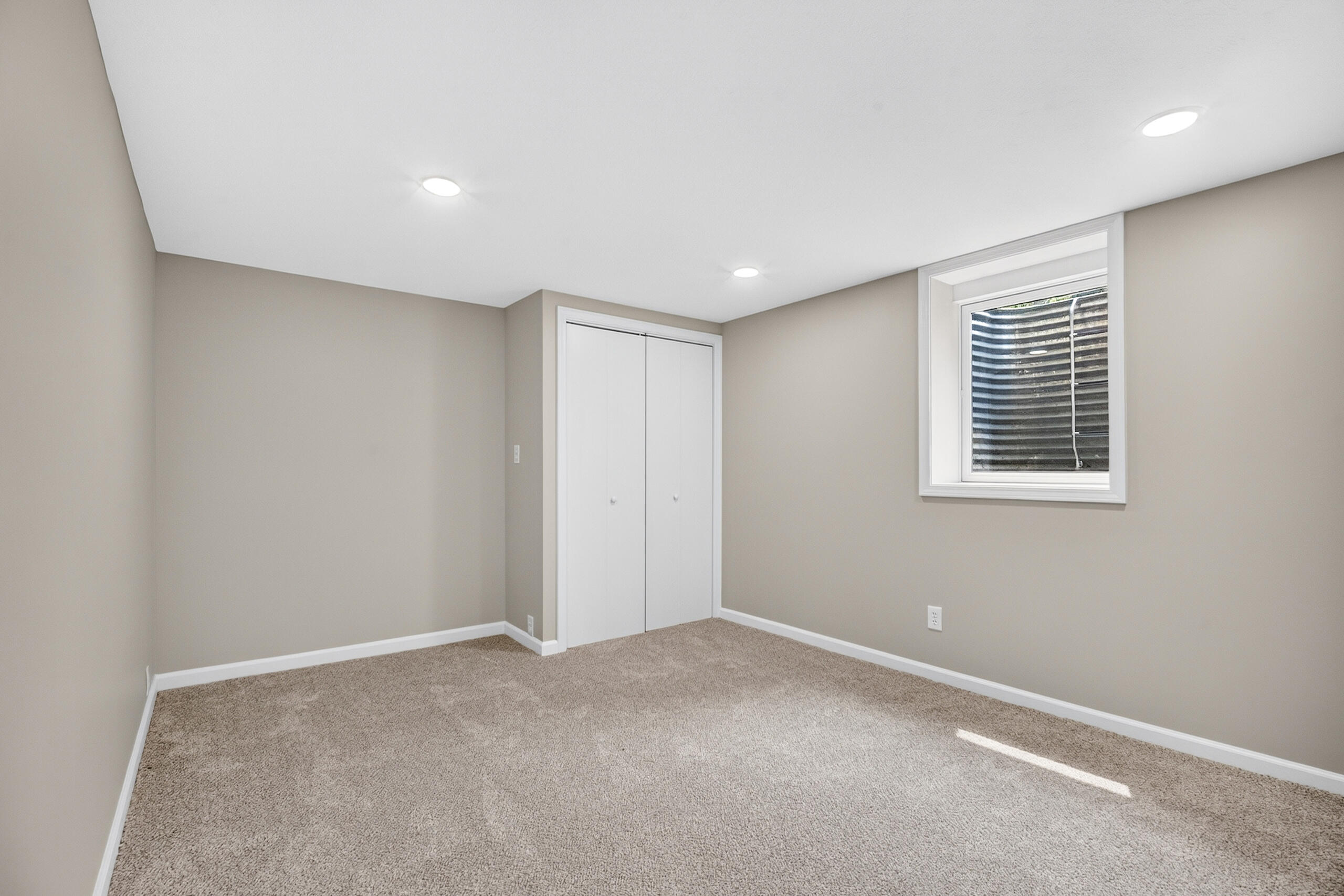 2244 Sycamore Lane Kalamazoo MI 49008