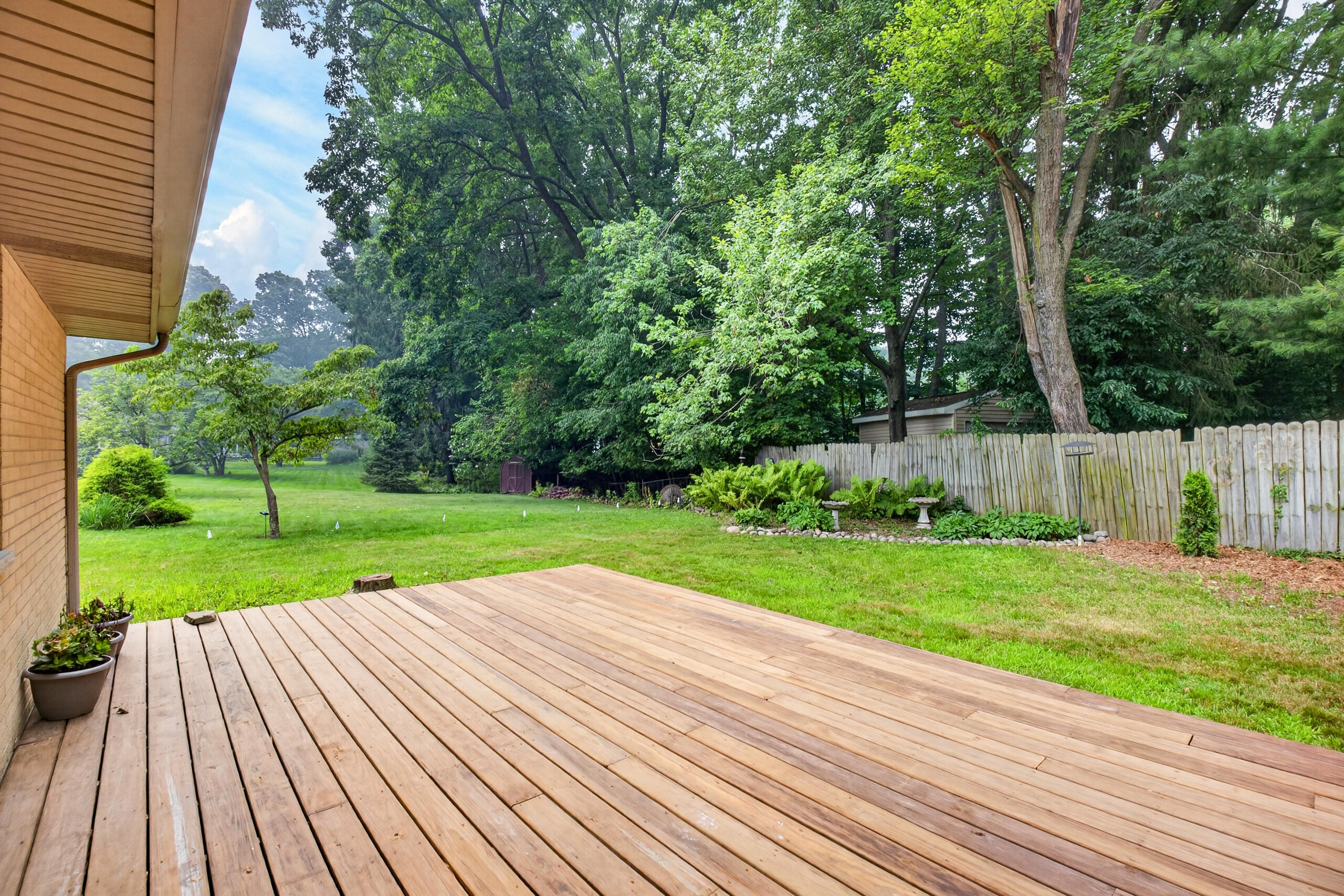 2244 Sycamore Lane Kalamazoo MI 49008