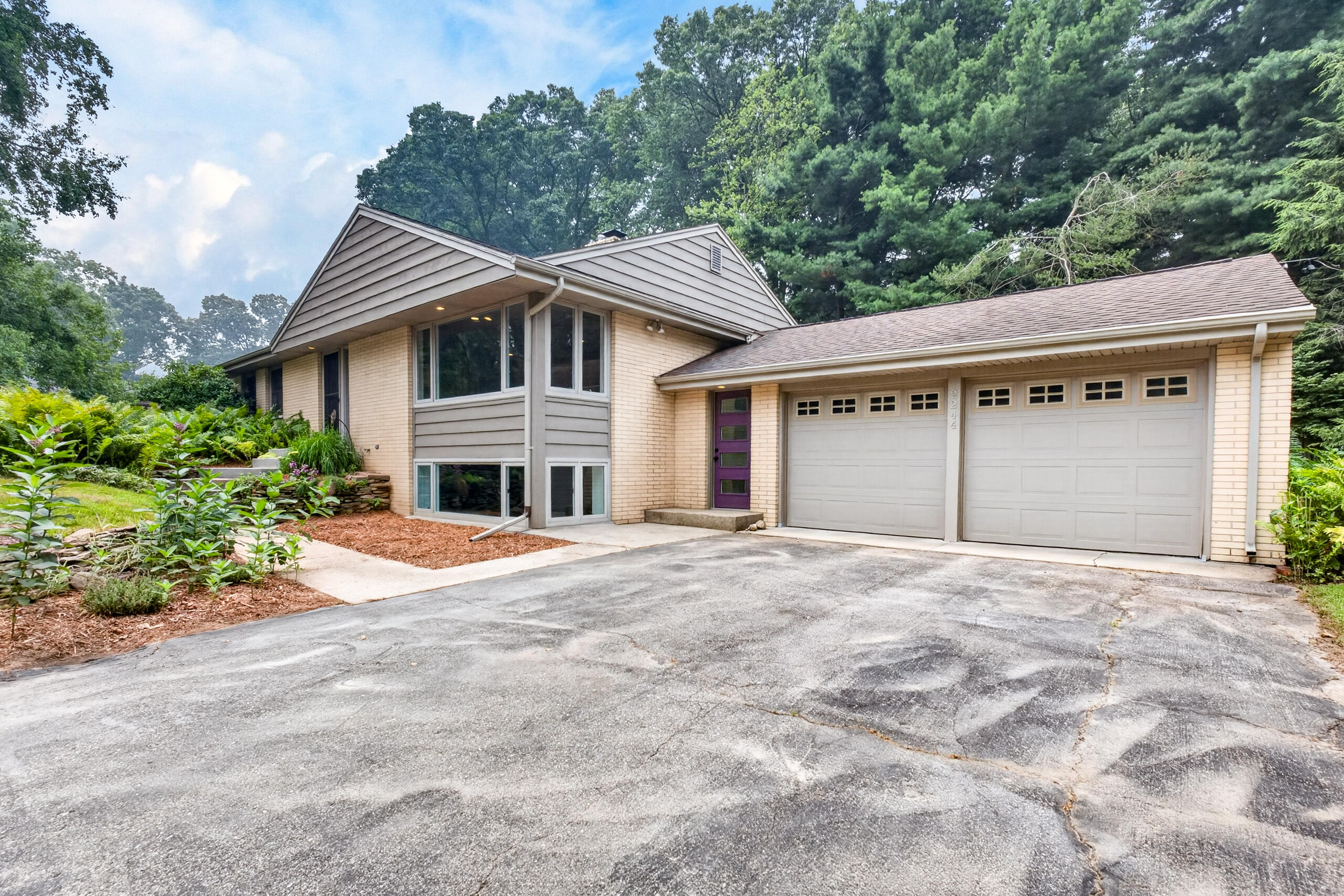 2244 Sycamore Lane Kalamazoo MI 49008