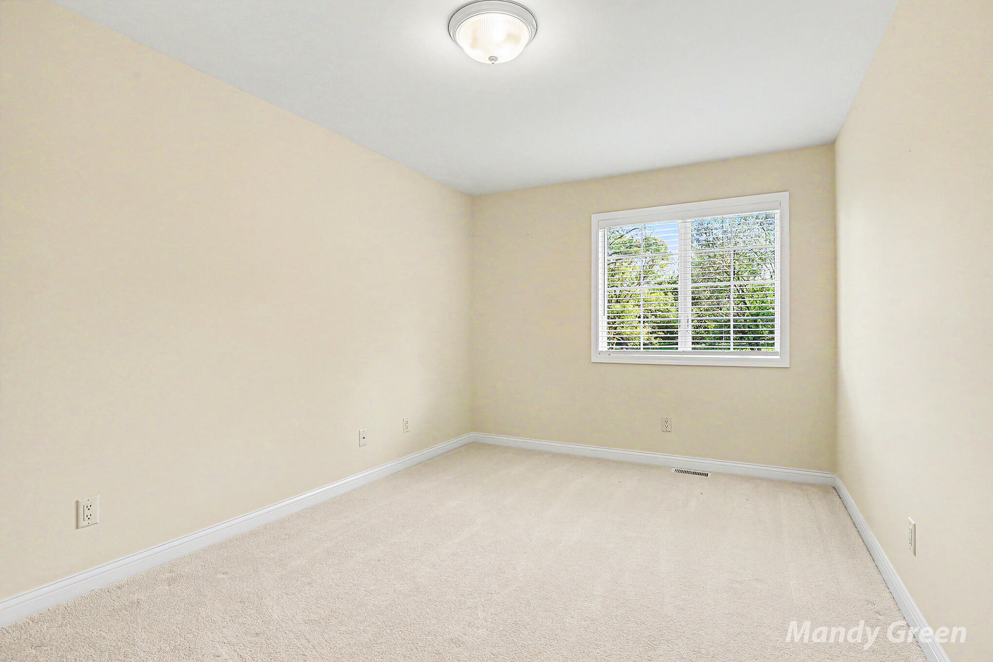 6900 Archway Drive NE Rockford MI 49341