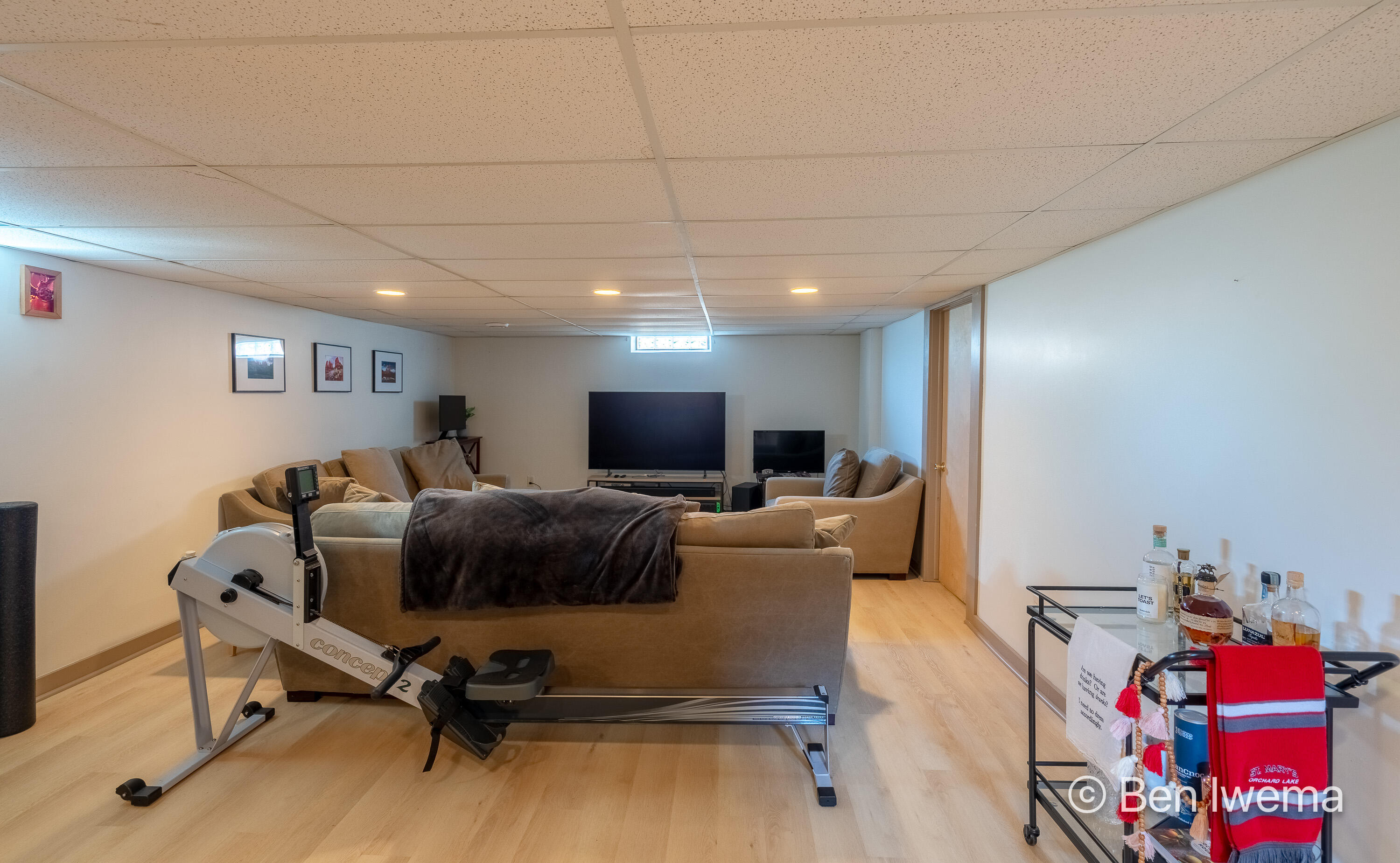1010 Barber Terrace NW Grand Rapids MI 49504