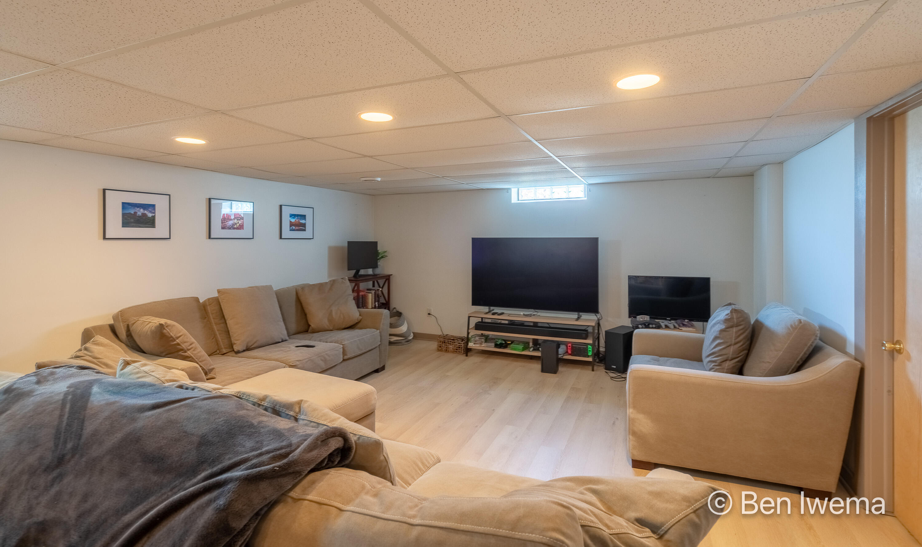 1010 Barber Terrace NW Grand Rapids MI 49504