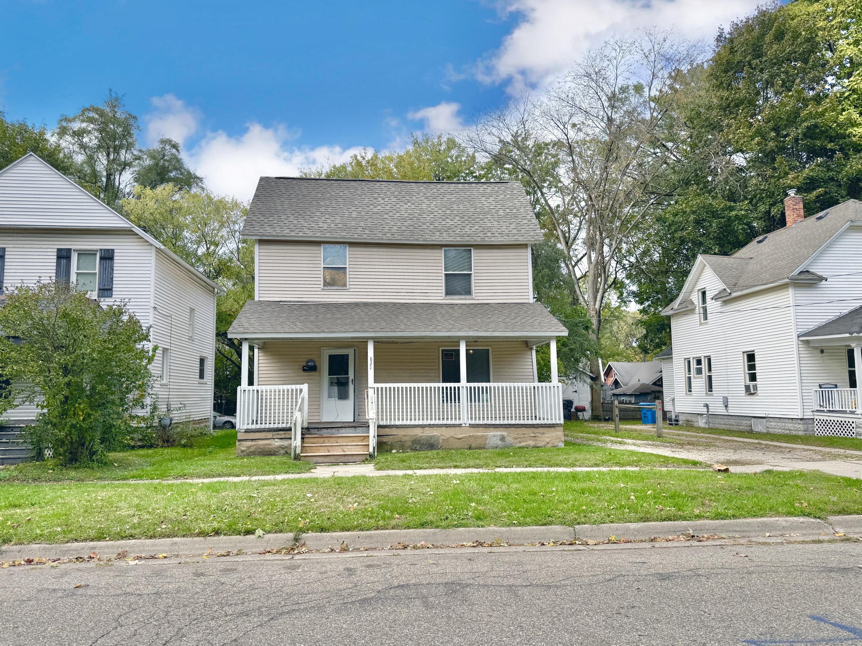 821 Trimble Avenue Kalamazoo MI 49048
