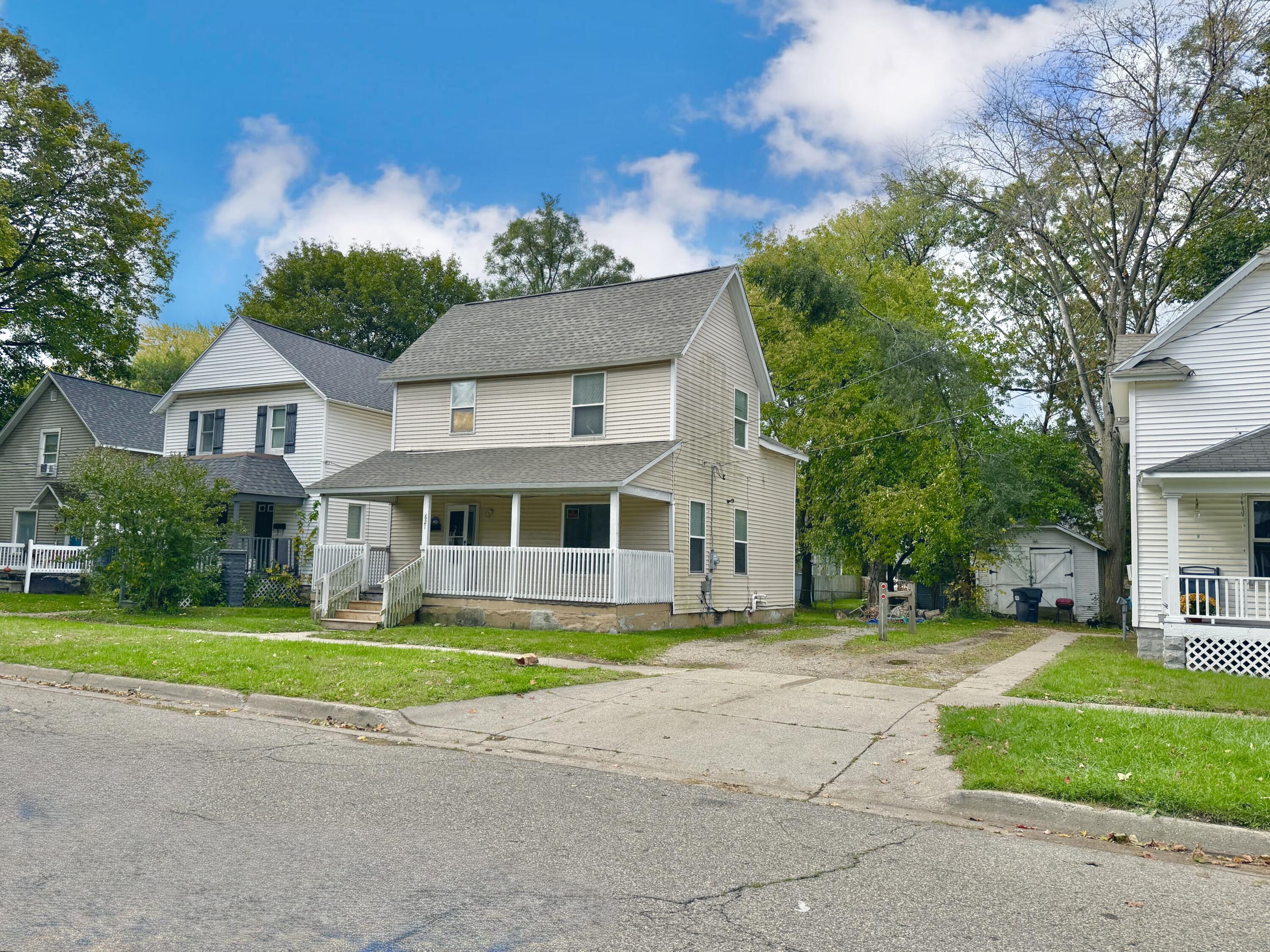 821 Trimble Avenue Kalamazoo MI 49048