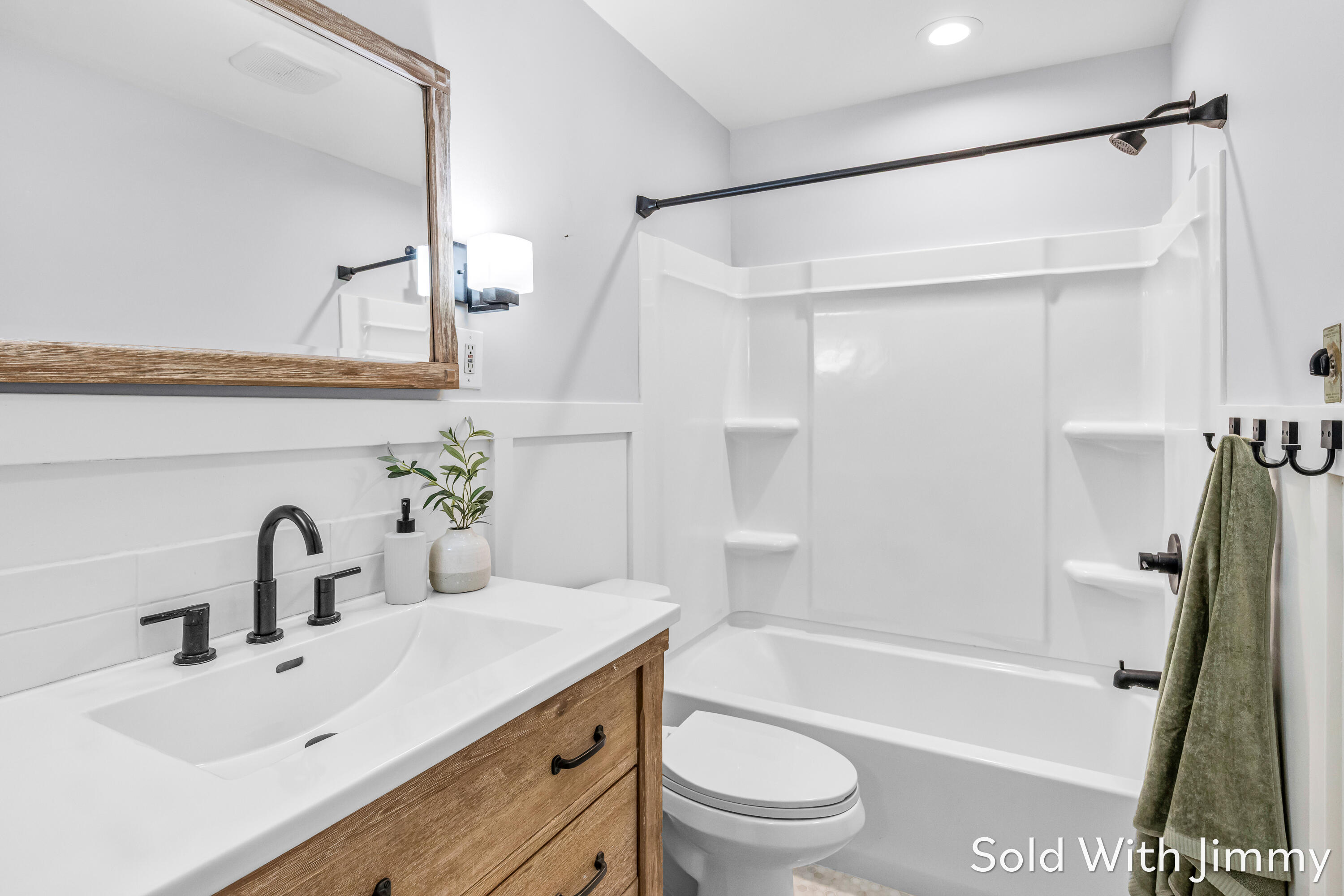 1744 Woodward Avenue SE Grand Rapids MI 49506