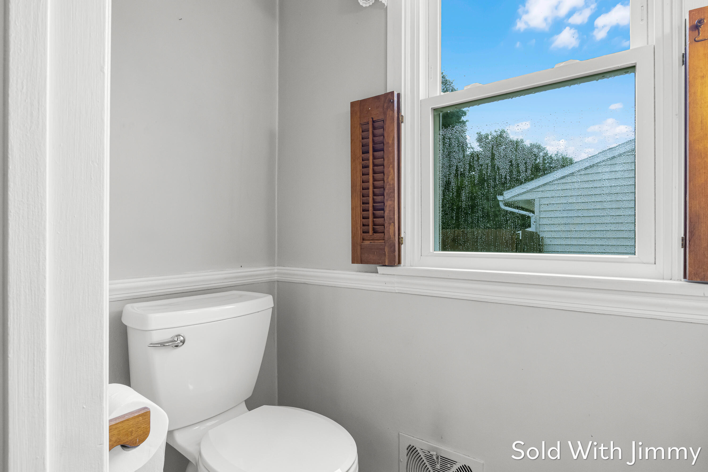 1744 Woodward Avenue SE Grand Rapids MI 49506