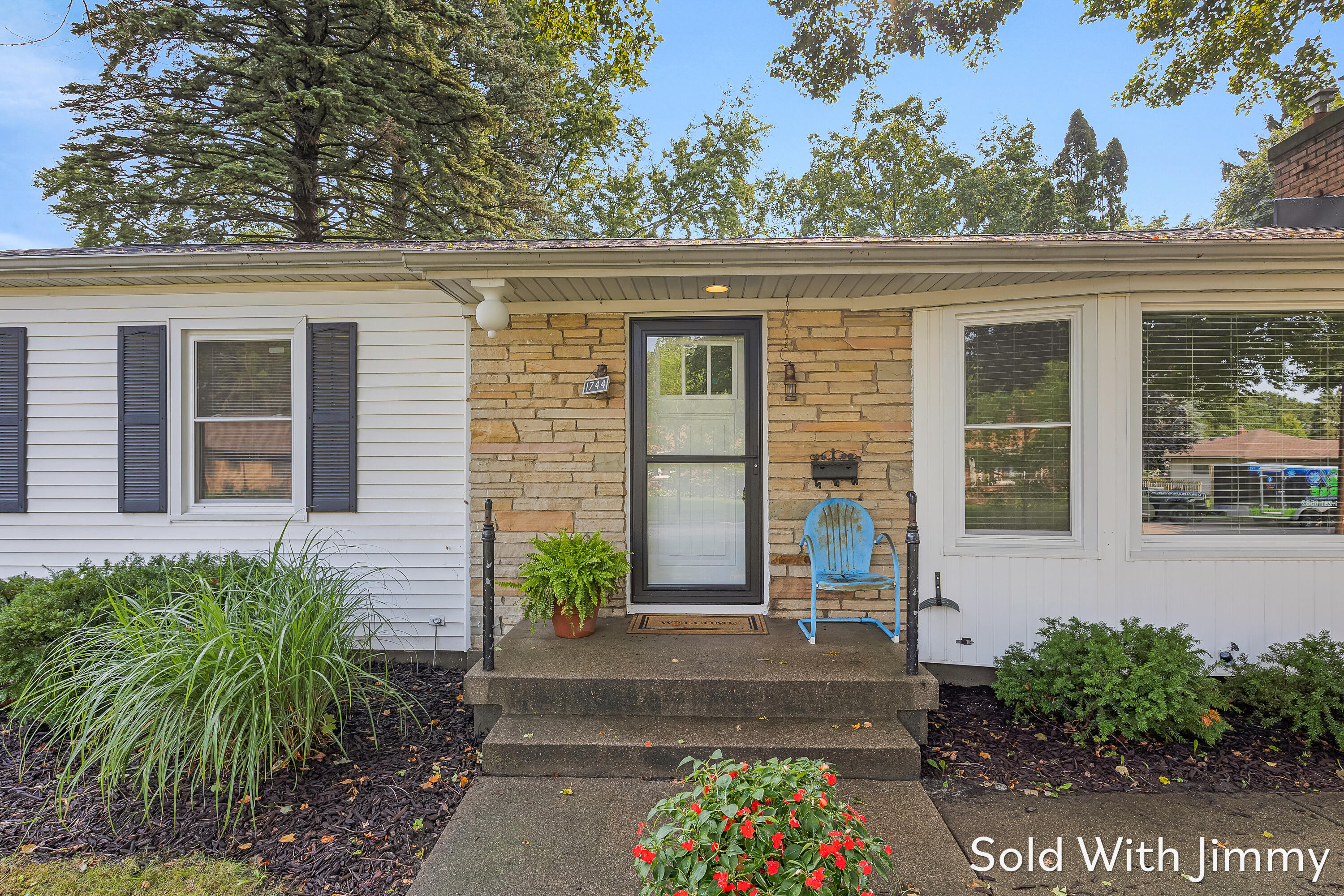 1744 Woodward Avenue SE Grand Rapids MI 49506