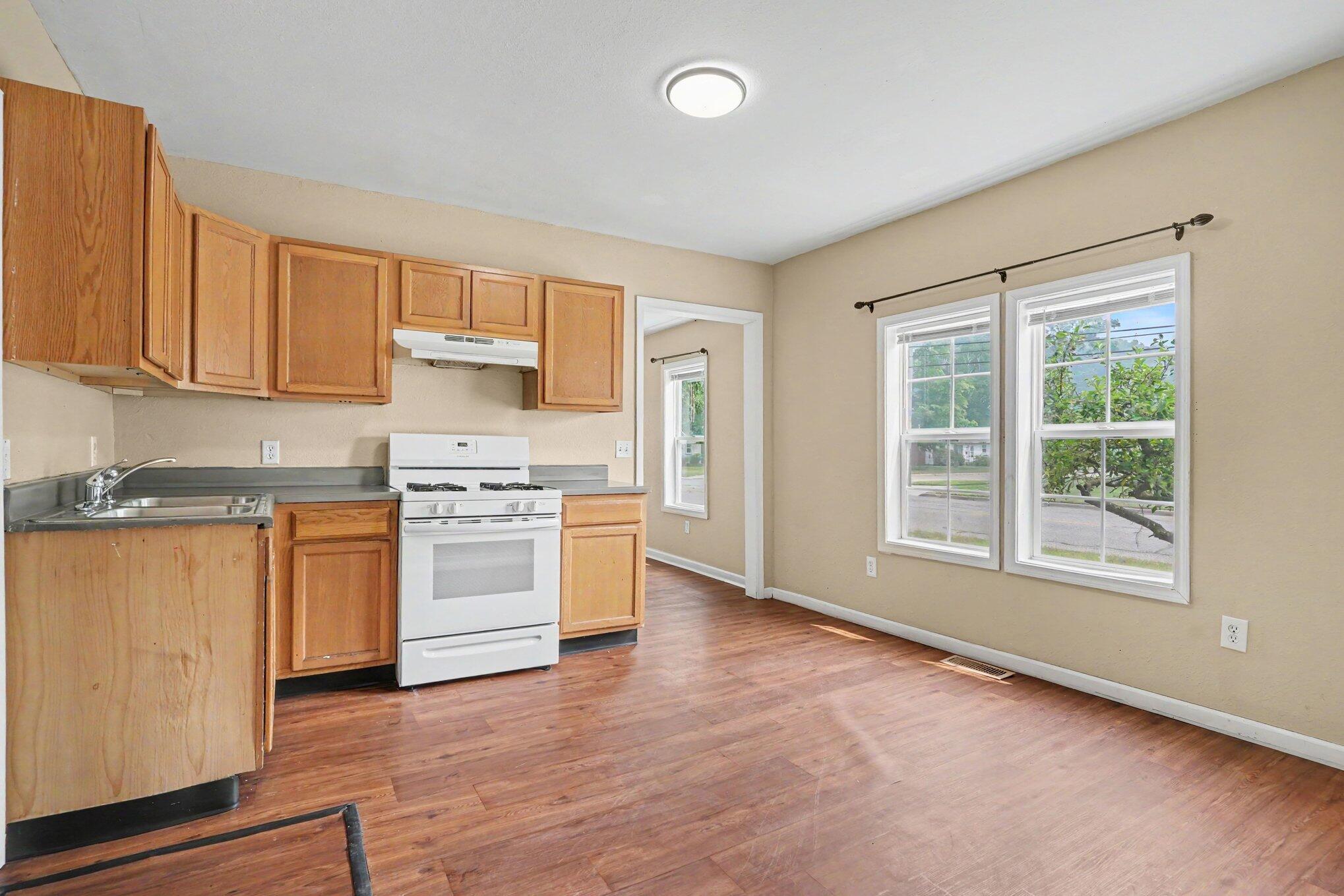 2409 Crozier Avenue Muskegon MI 49441