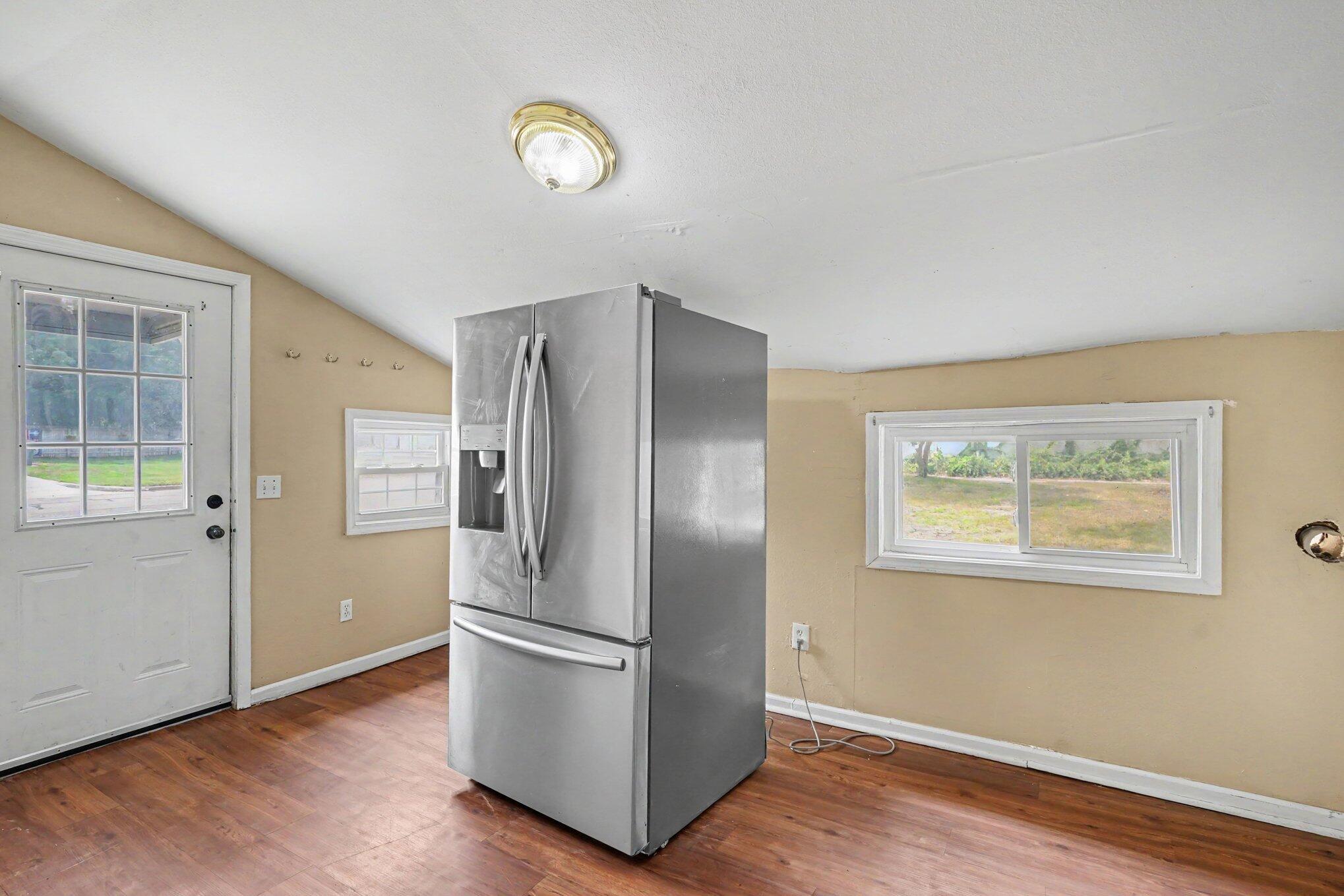 2409 Crozier Avenue Muskegon MI 49441