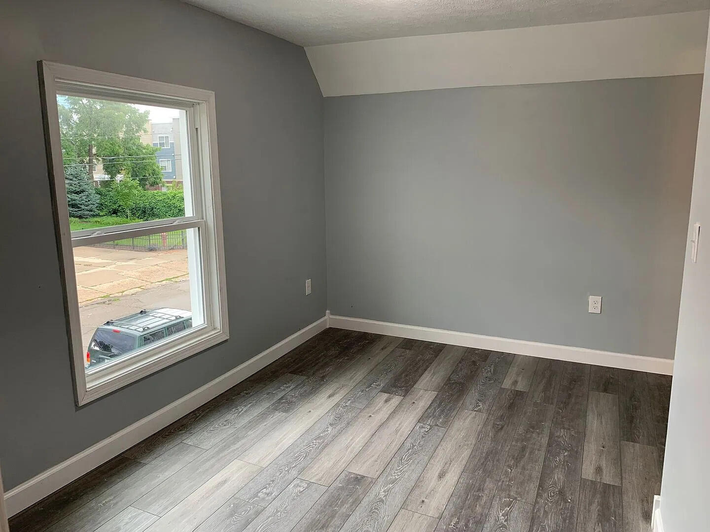 624 Veto Street NW Grand Rapids MI 49504