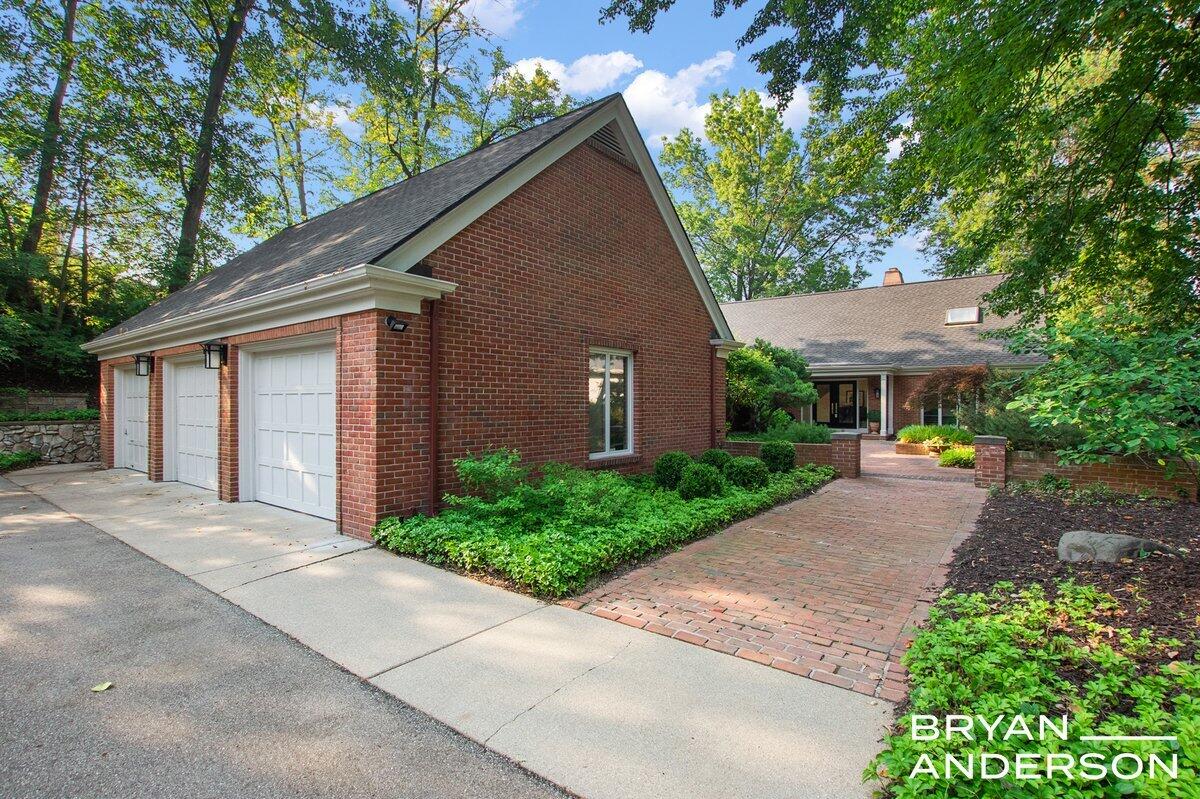 3150 Manhattan Lane SE East Grand Rapids MI 49506