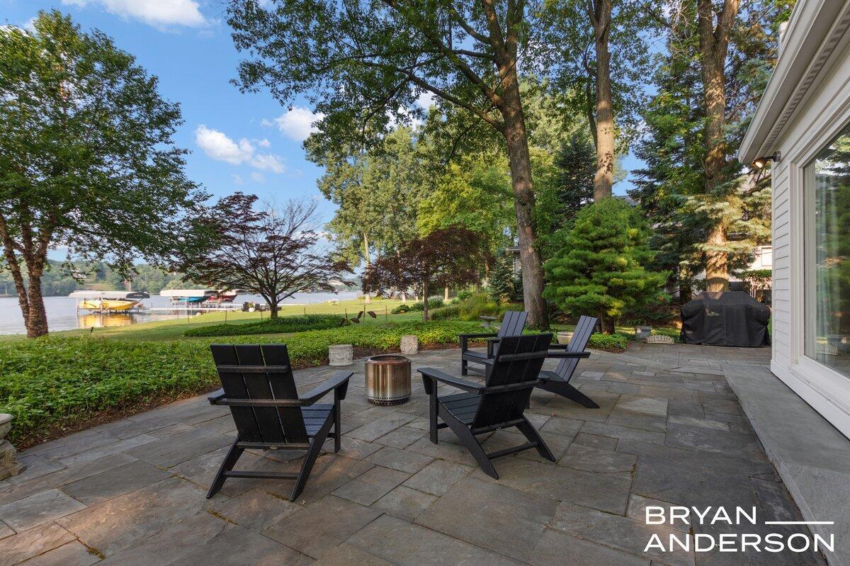 3150 Manhattan Lane SE East Grand Rapids MI 49506