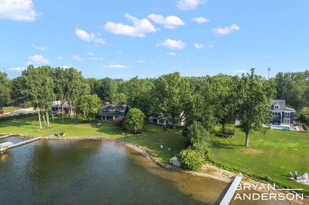 3150 Manhattan Lane SE East Grand Rapids MI 49506