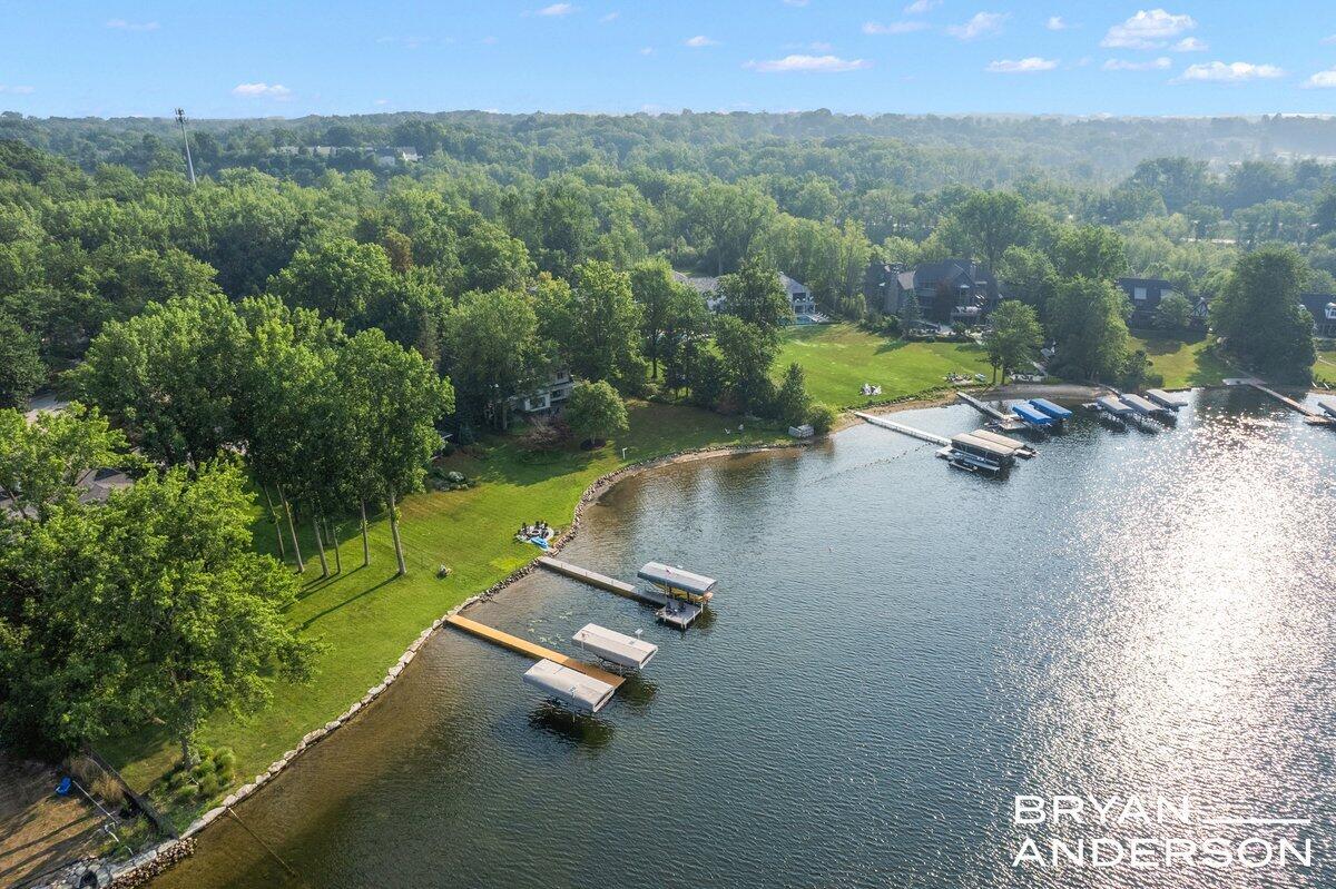 3150 Manhattan Lane SE East Grand Rapids MI 49506