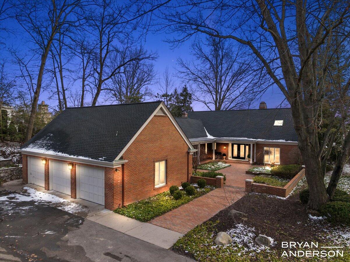 3150 Manhattan Lane SE East Grand Rapids MI 49506