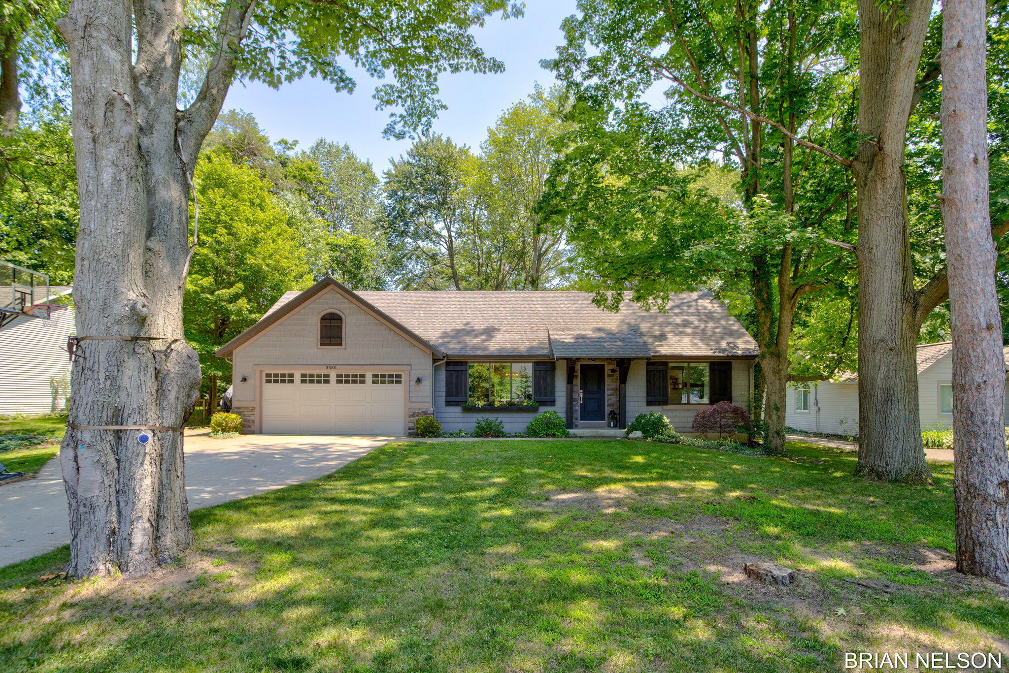 3380 Hollywood Drive Holland MI 49424