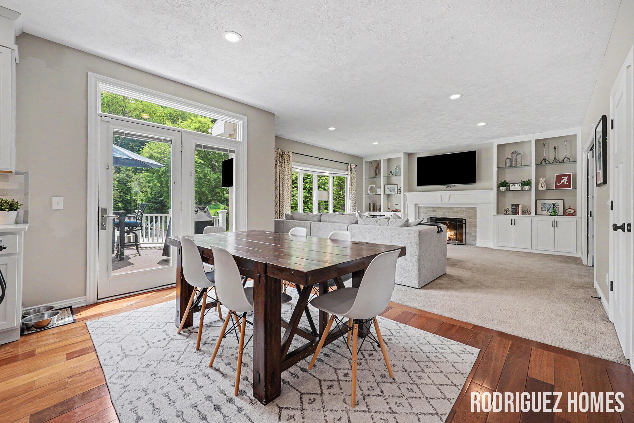 2246 Cascade Lakes Circle SE Grand Rapids MI 49546