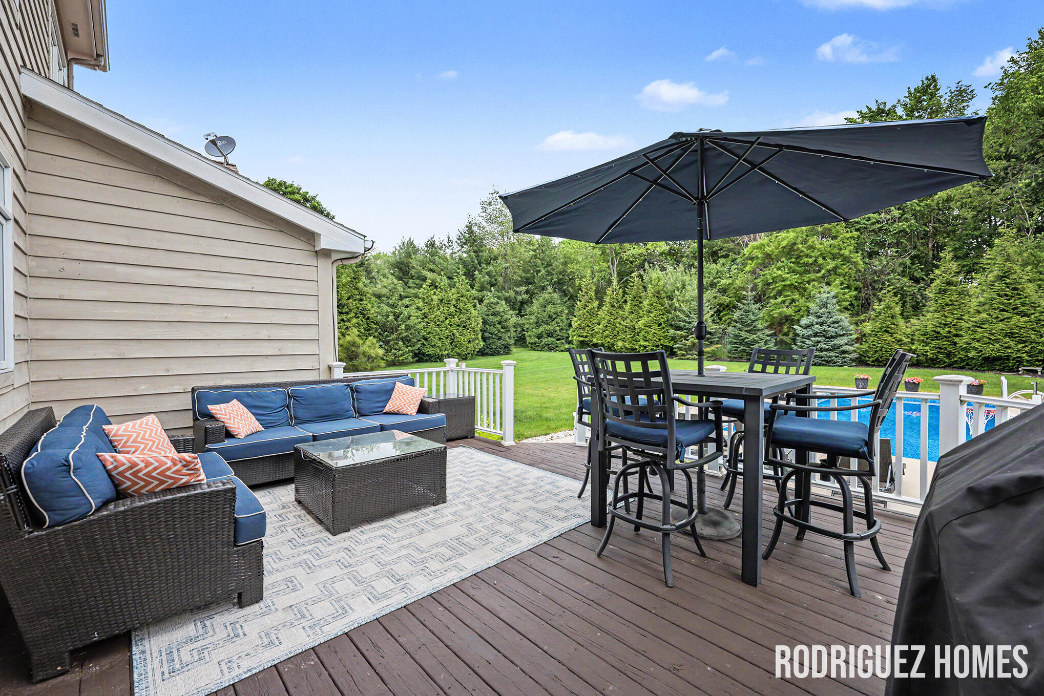 2246 Cascade Lakes Circle SE Grand Rapids MI 49546
