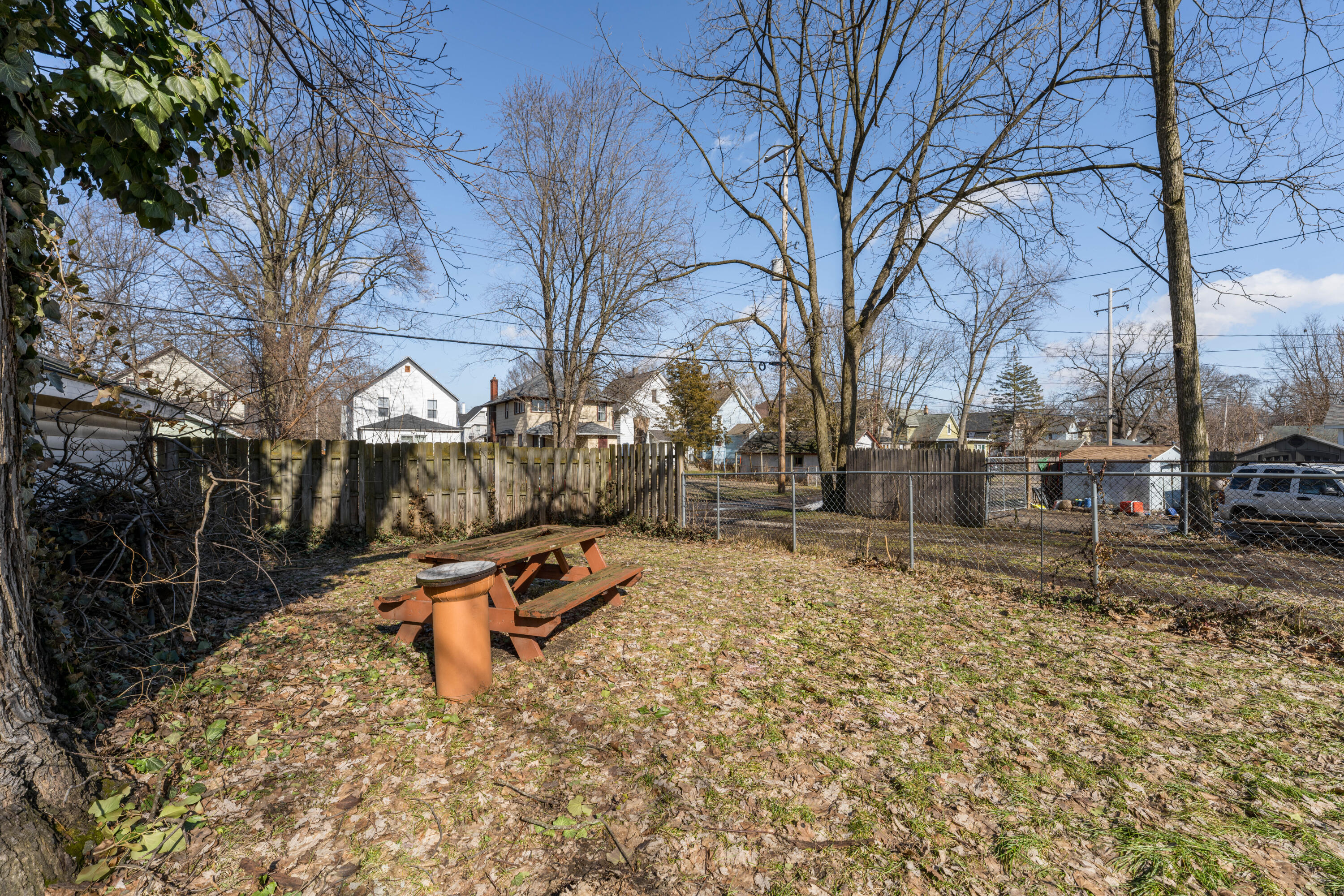 1411 Egleston Avenue Kalamazoo MI 49001