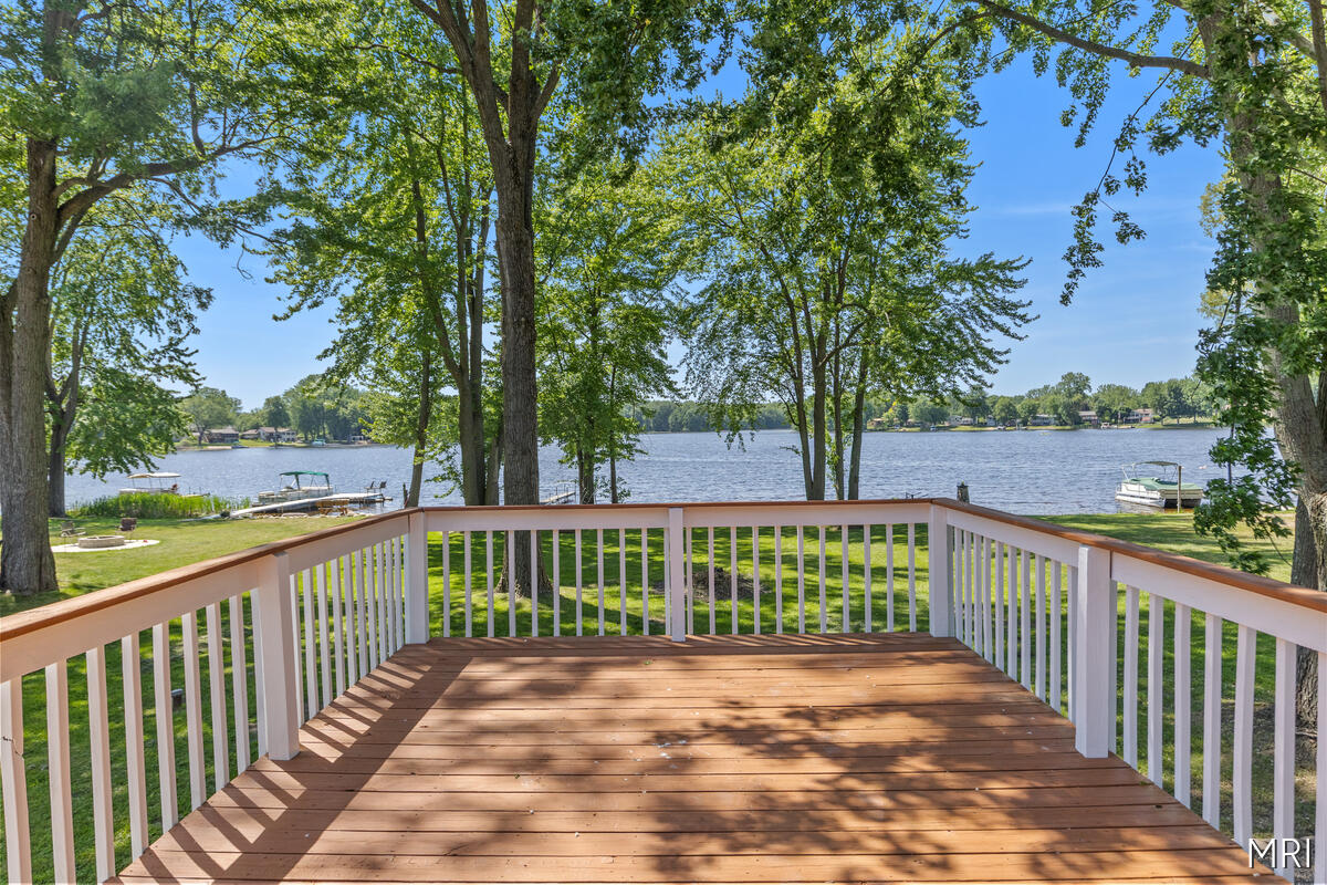 8303 Cowan Lake Drive NE Rockford MI 49341
