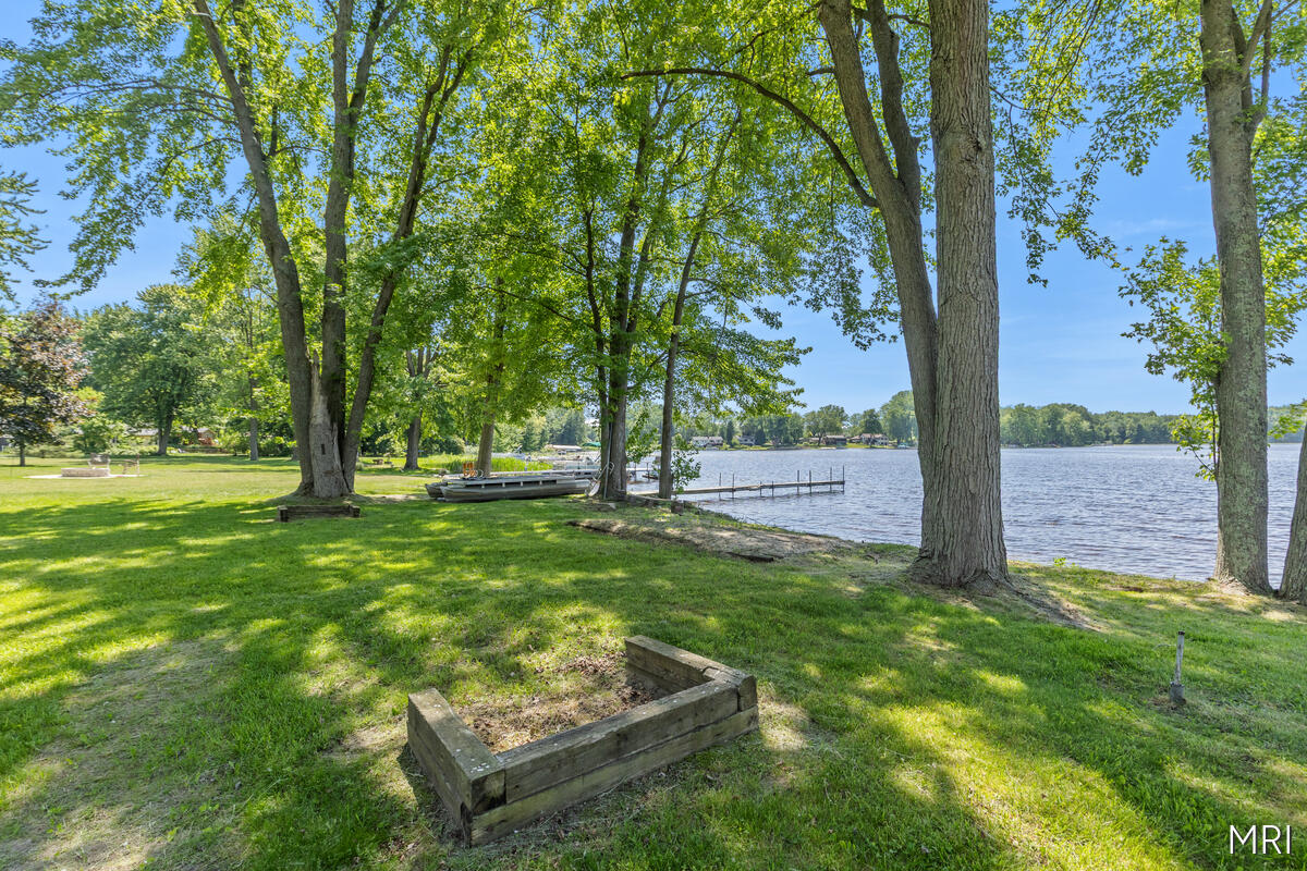 8303 Cowan Lake Drive NE Rockford MI 49341